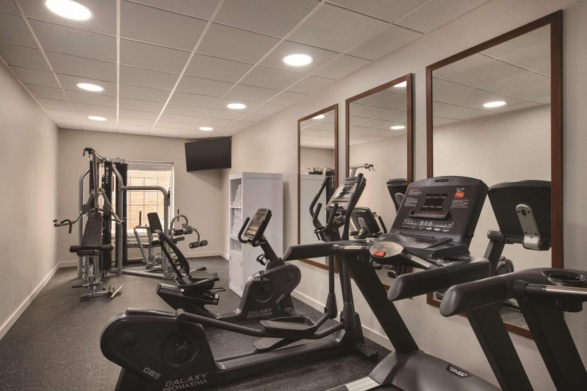 Country Inn & Suites by Radisson, RJ Stadium - Tampa Airport East gallery photo in Tampa, FL — image 28