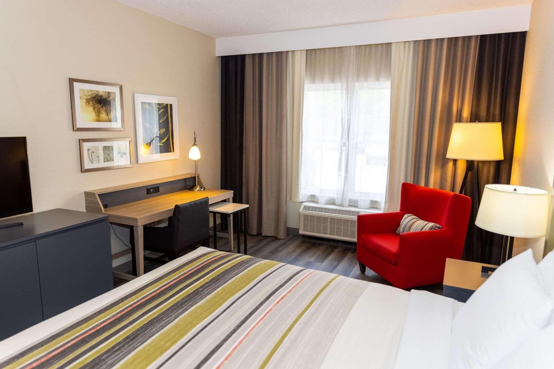 Country Inn & Suites by Radisson, Lehighton-Jim Thorpe, PA gallery photo in Lehighton, PA — image 8