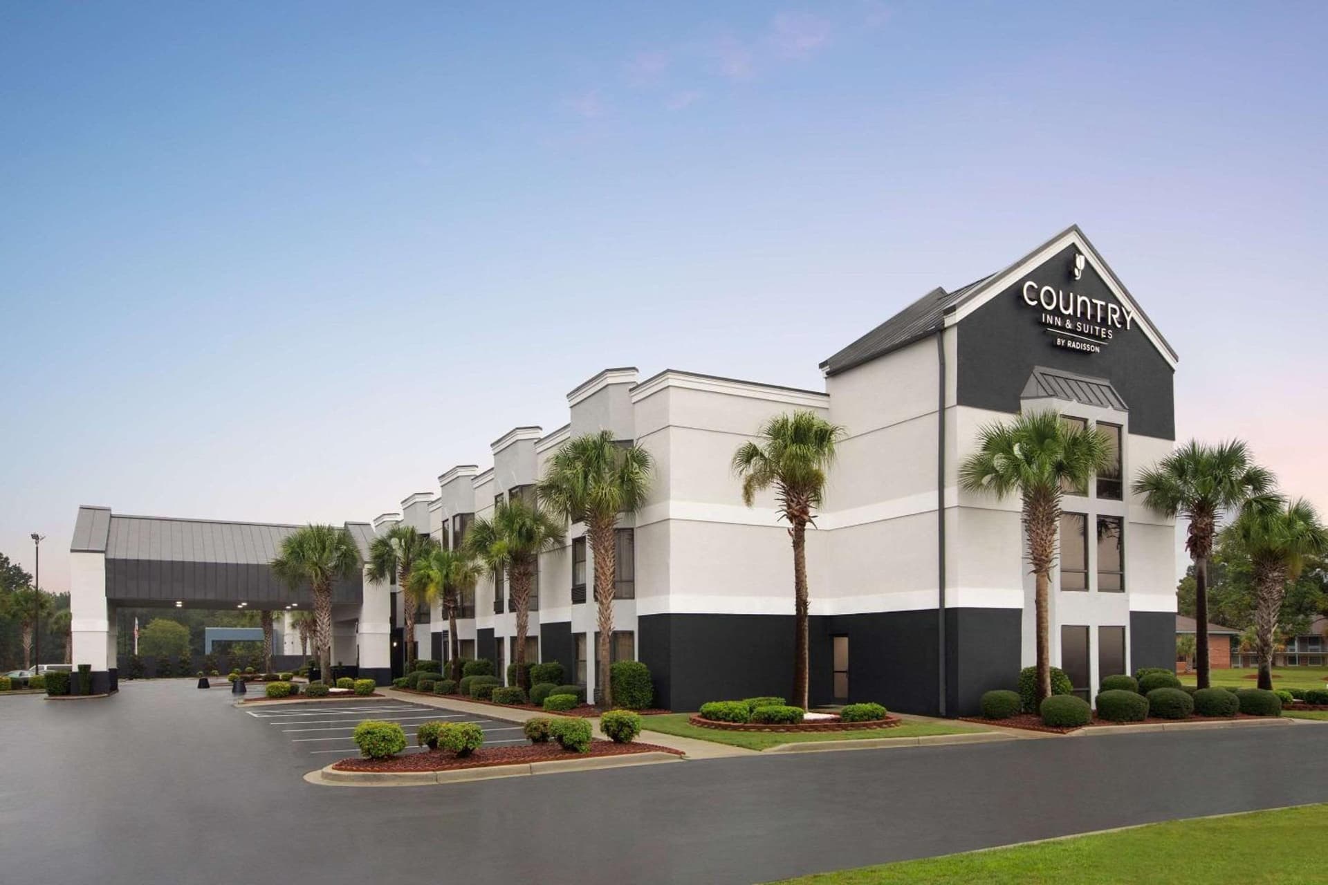 Spark By Hilton Florence North I-95, Sc featured exterior or lobby in Florence, SC — similar hotel
