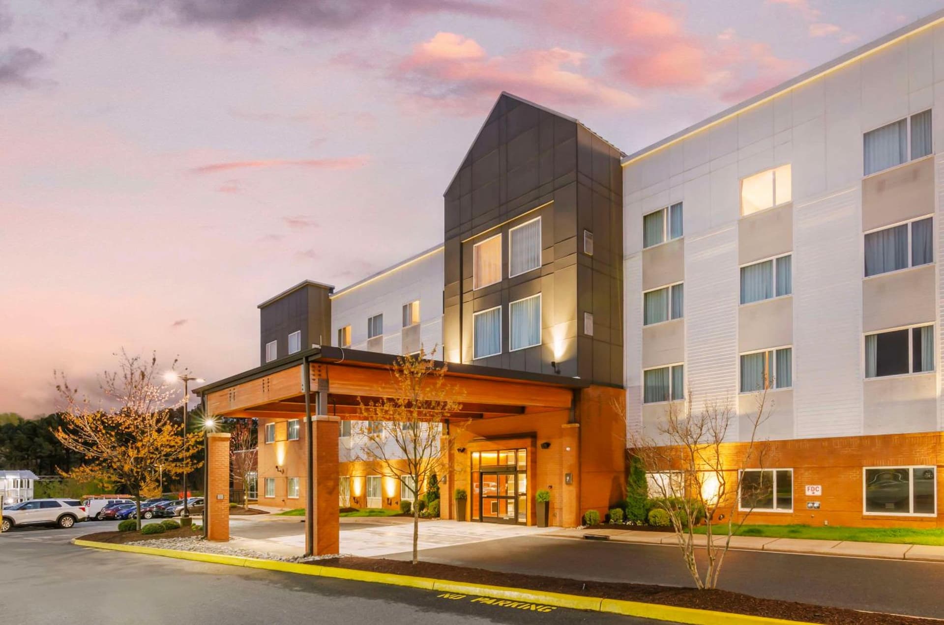 Country Inn & Suites by Radisson, Charlottesville-UVA, VA gallery photo in Charlottesville, VA — image 54