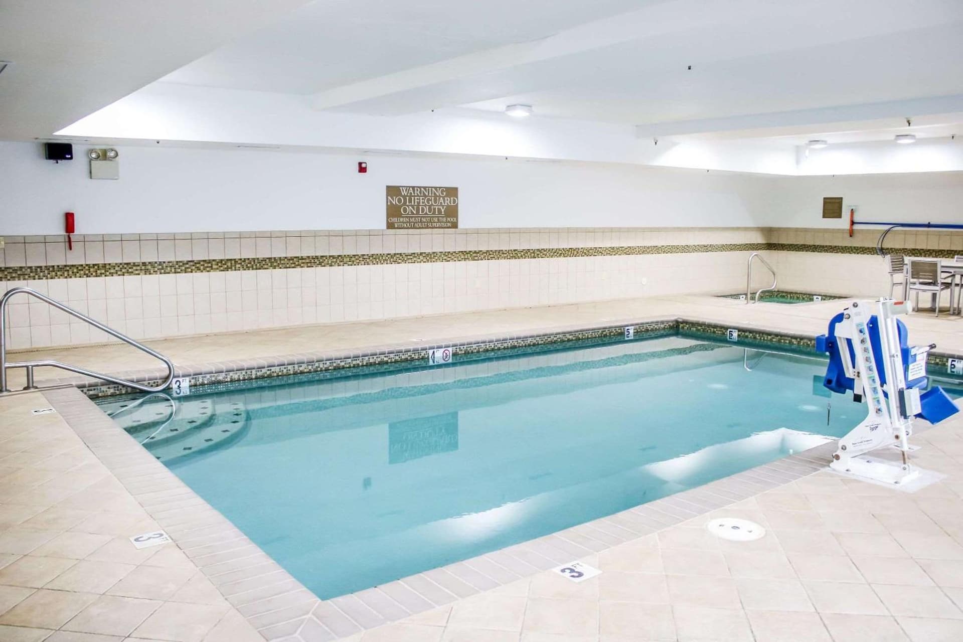 Country Inn & Suites by Radisson, Richmond West at I-64, VA gallery photo in Richmond, VA — image 10
