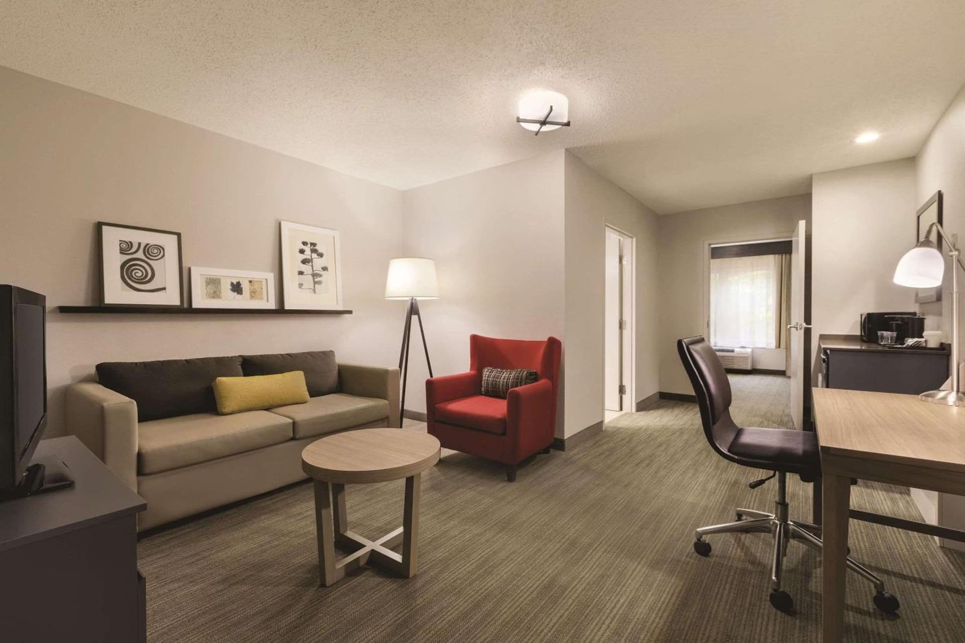 Country Inn & Suites by Radisson, Roanoke, VA property views in Roanoke, VA — gallery photo 3