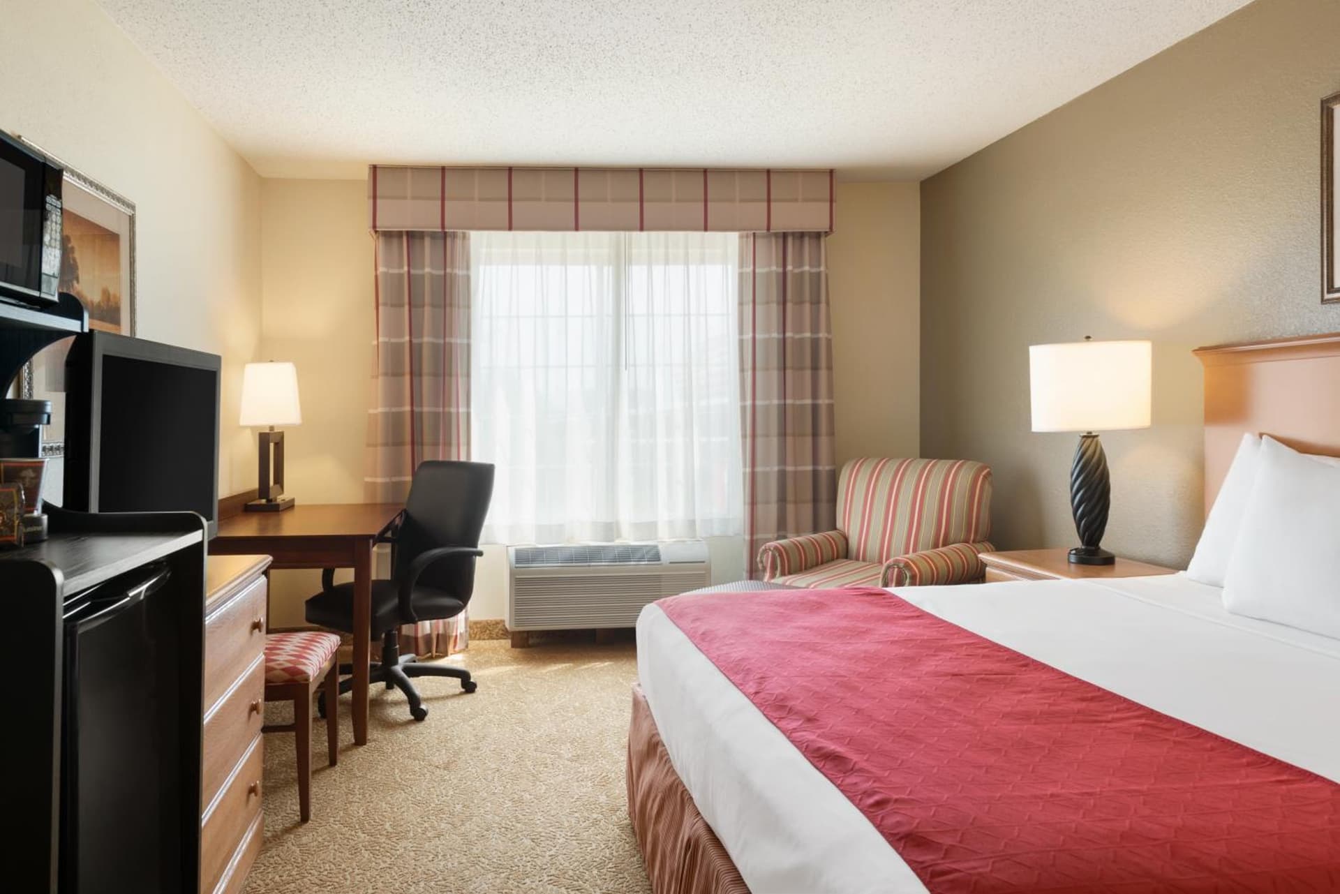 Country Inn & Suites by Radisson, Davenport - Quad Cities gallery photo in Davenport, IA — image 28