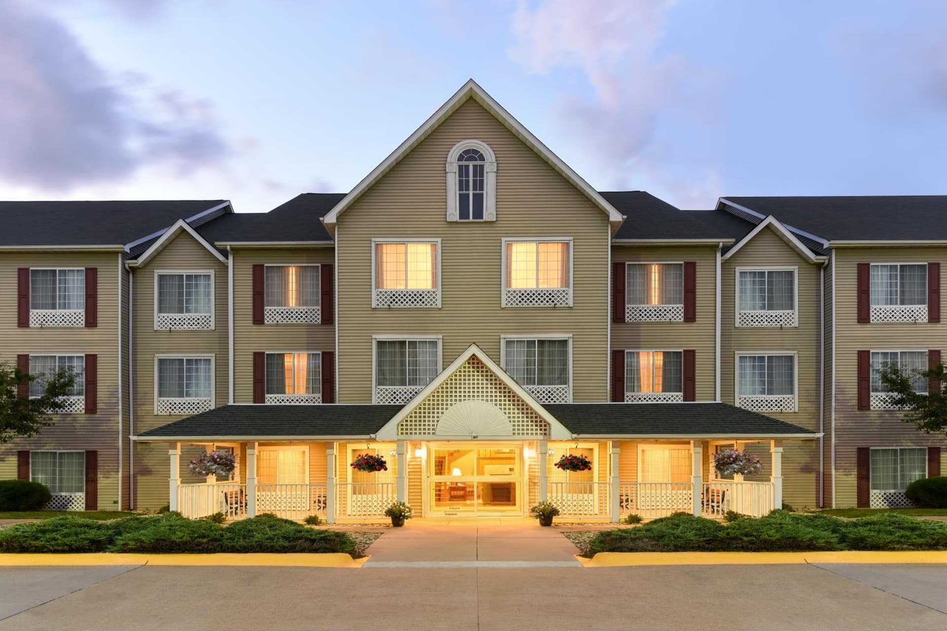 Country Inn & Suites by Radisson, Davenport - Quad Cities gallery photo in Davenport, IA — image 22