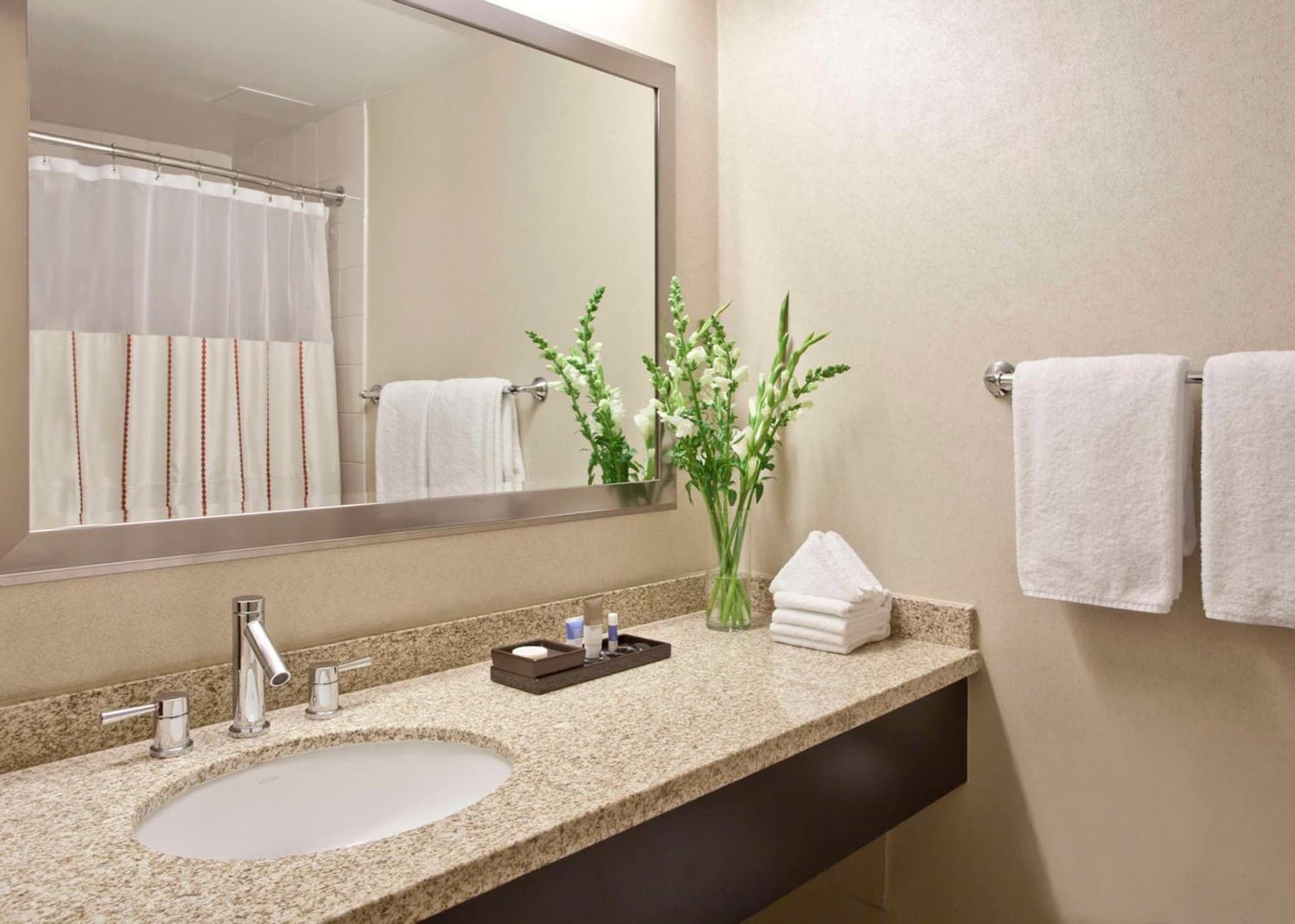 Hyatt Regency O'Hare Chicago gallery photo in Rosemont, IL — image 10