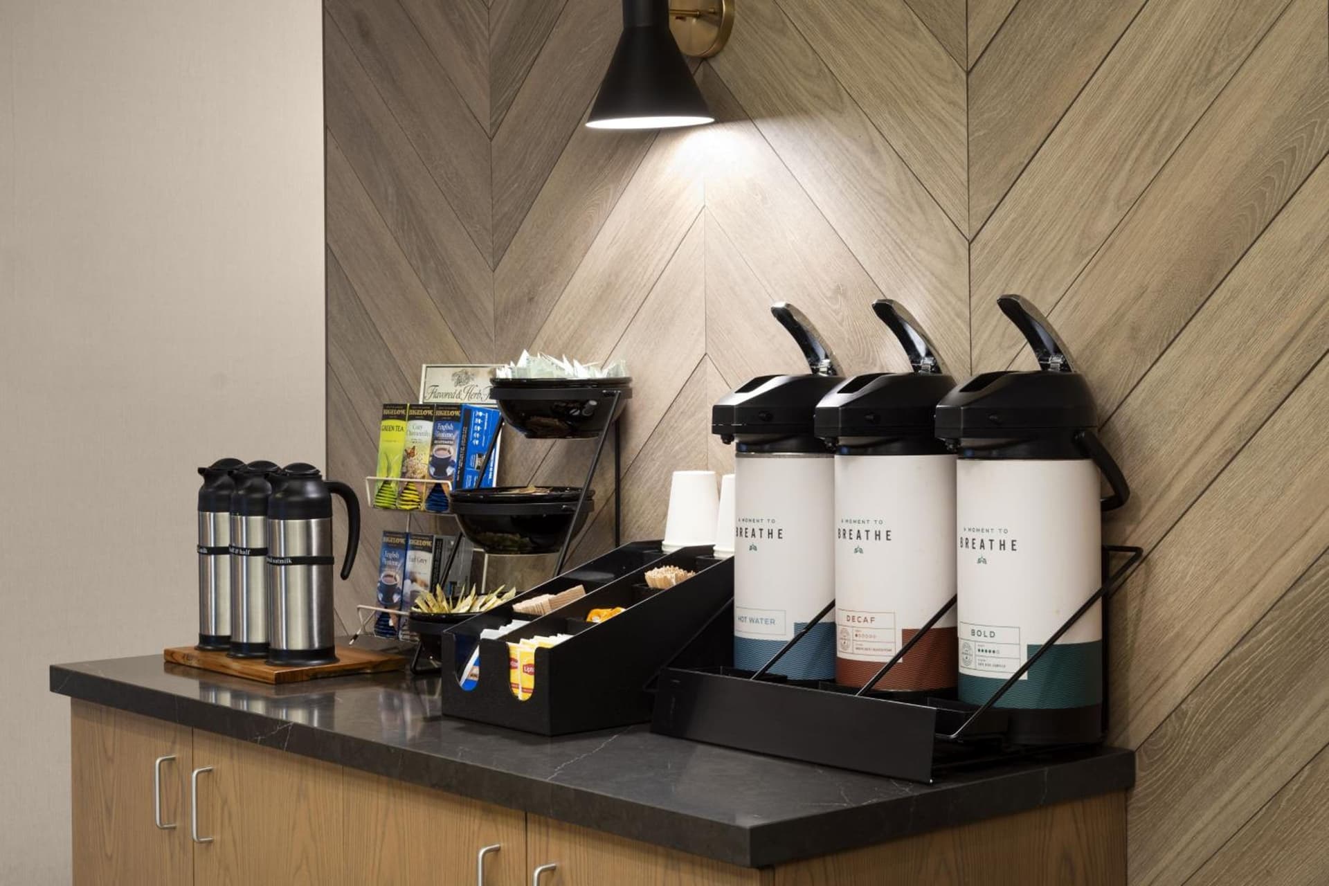 Fairfield by Marriott Inn & Suites Fresno Riverpark gallery photo in Fresno, CA — image 12