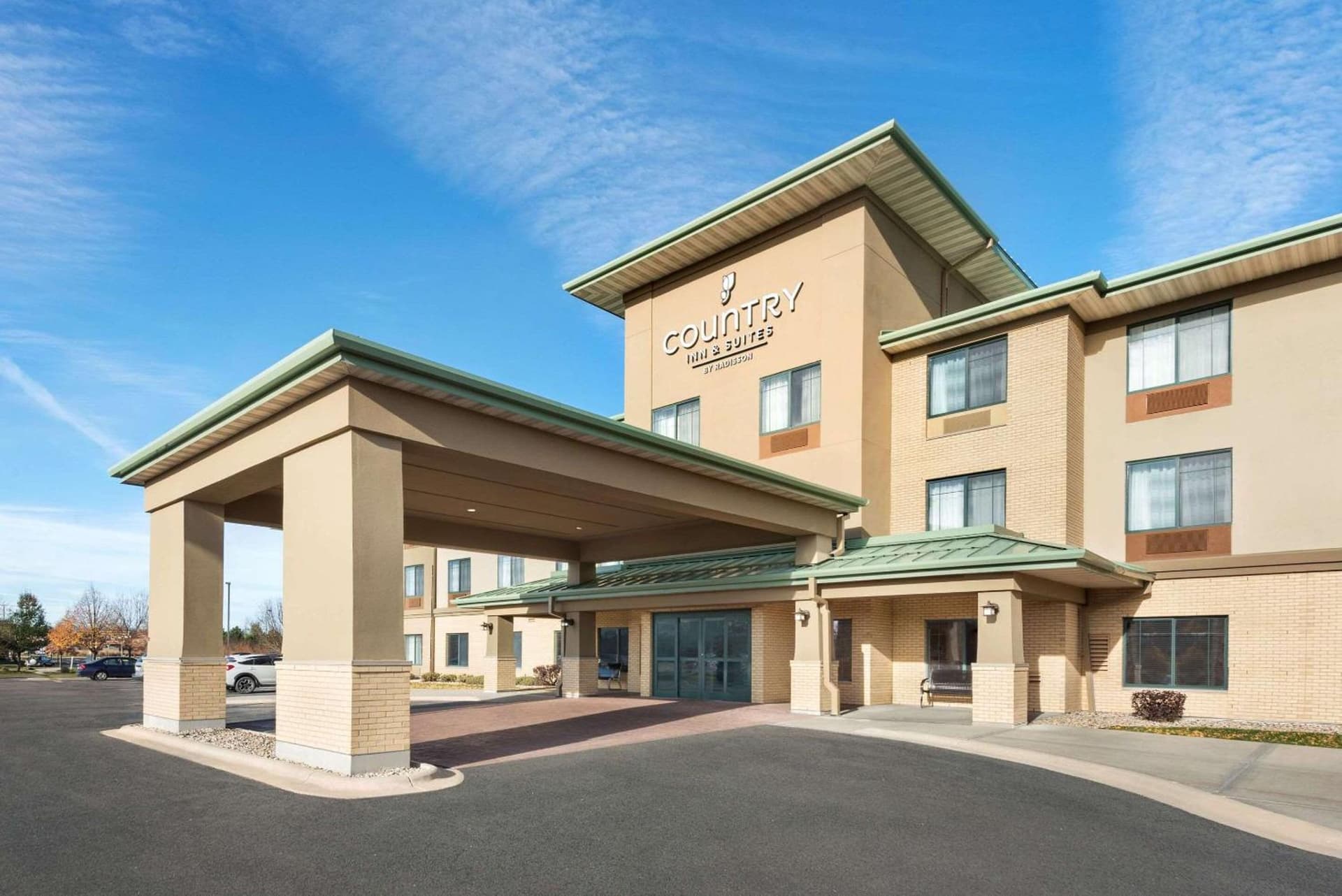 Country Inn & Suites by Radisson, Middleton - Madison West featured exterior or lobby in Middleton, WI — similar hotel