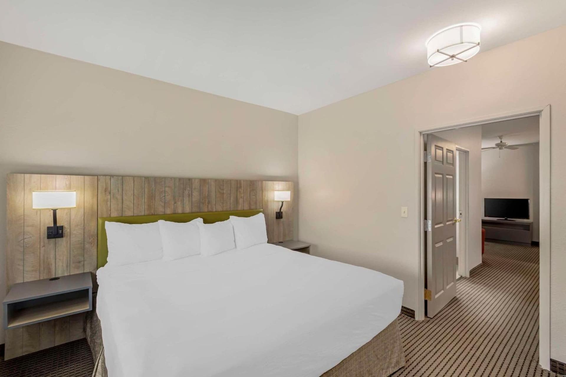 Country Inn & Suites by Radisson, Elk Grove Village-Itasca gallery photo in Elk Grove Village, IL — image 8