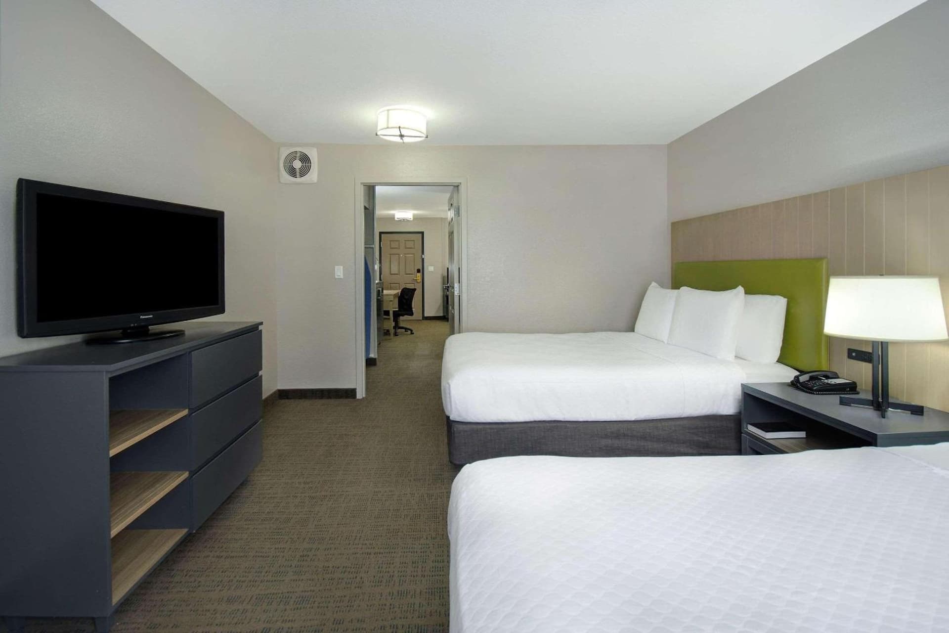 Country Inn & Suites by Radisson, Cincinnati Airport, KY gallery photo in Hebron, KY — image 27
