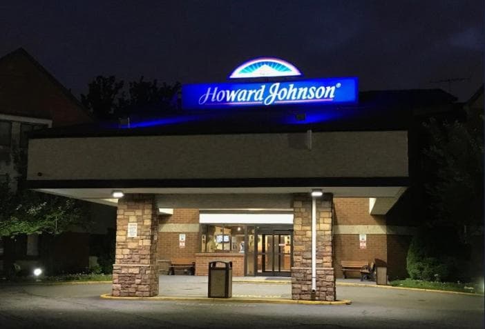 Howard Johnson by Wyndham Newark Airport gallery photo in Newark, NJ — image 8