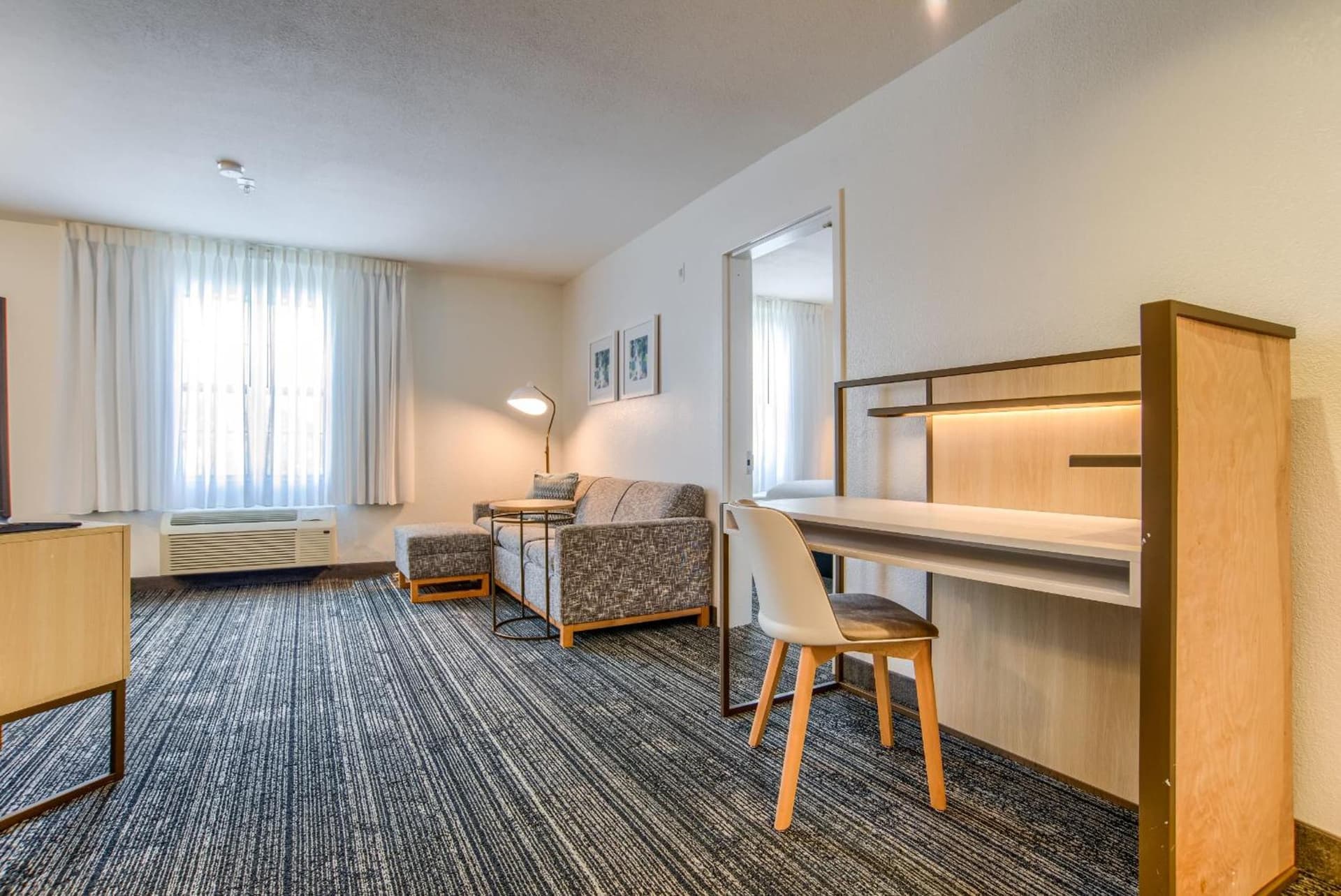 MainStay Suites property views in Mobile, AL — gallery photo 3