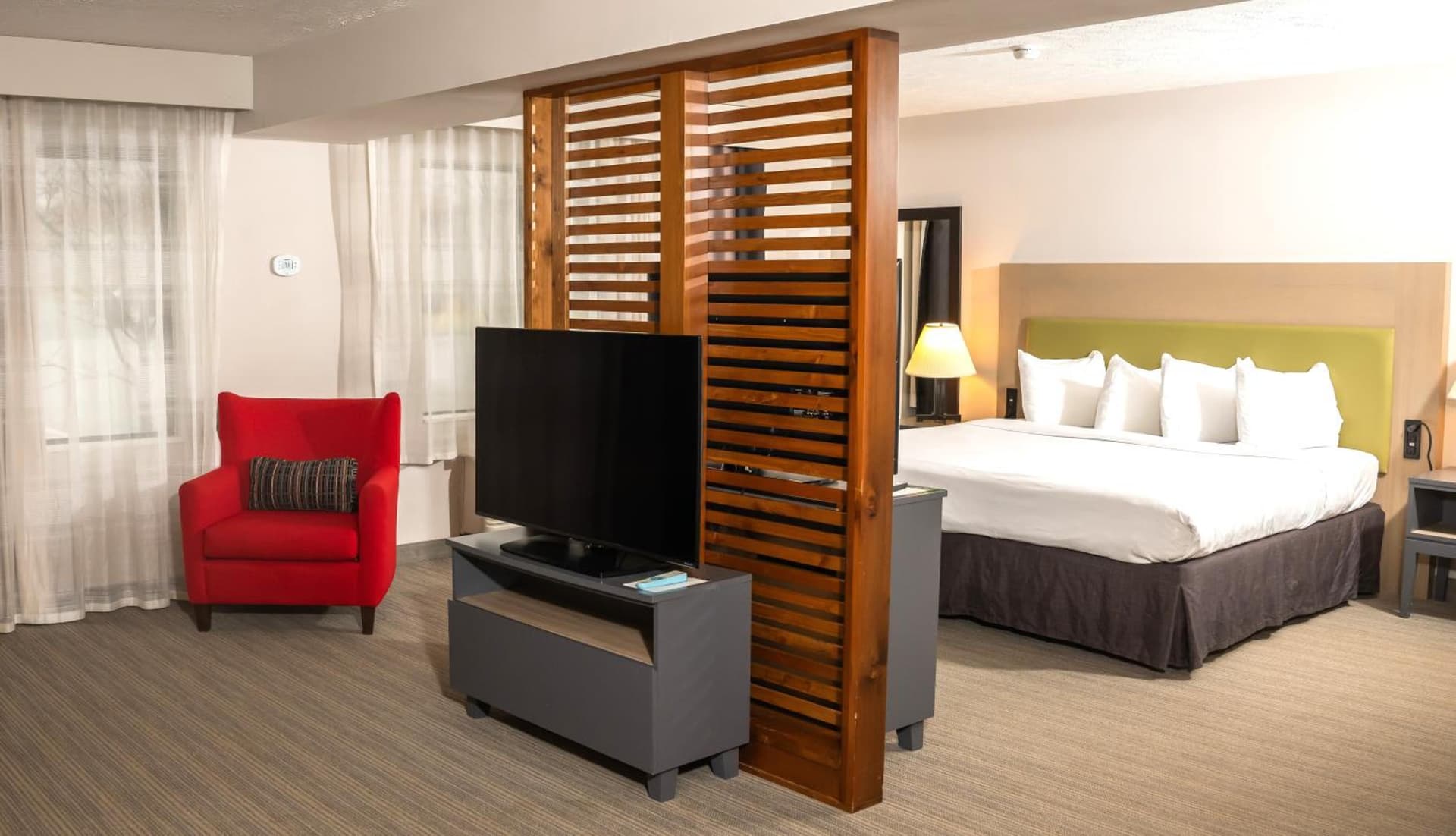 Country Inn & Suites by Radisson, Erie, PA gallery photo in Erie, PA — image 33