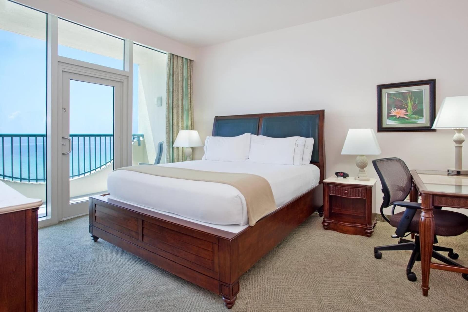 Holiday Inn Express Pensacola Beach by IHG gallery photo in Pensacola Beach, FL — image 13