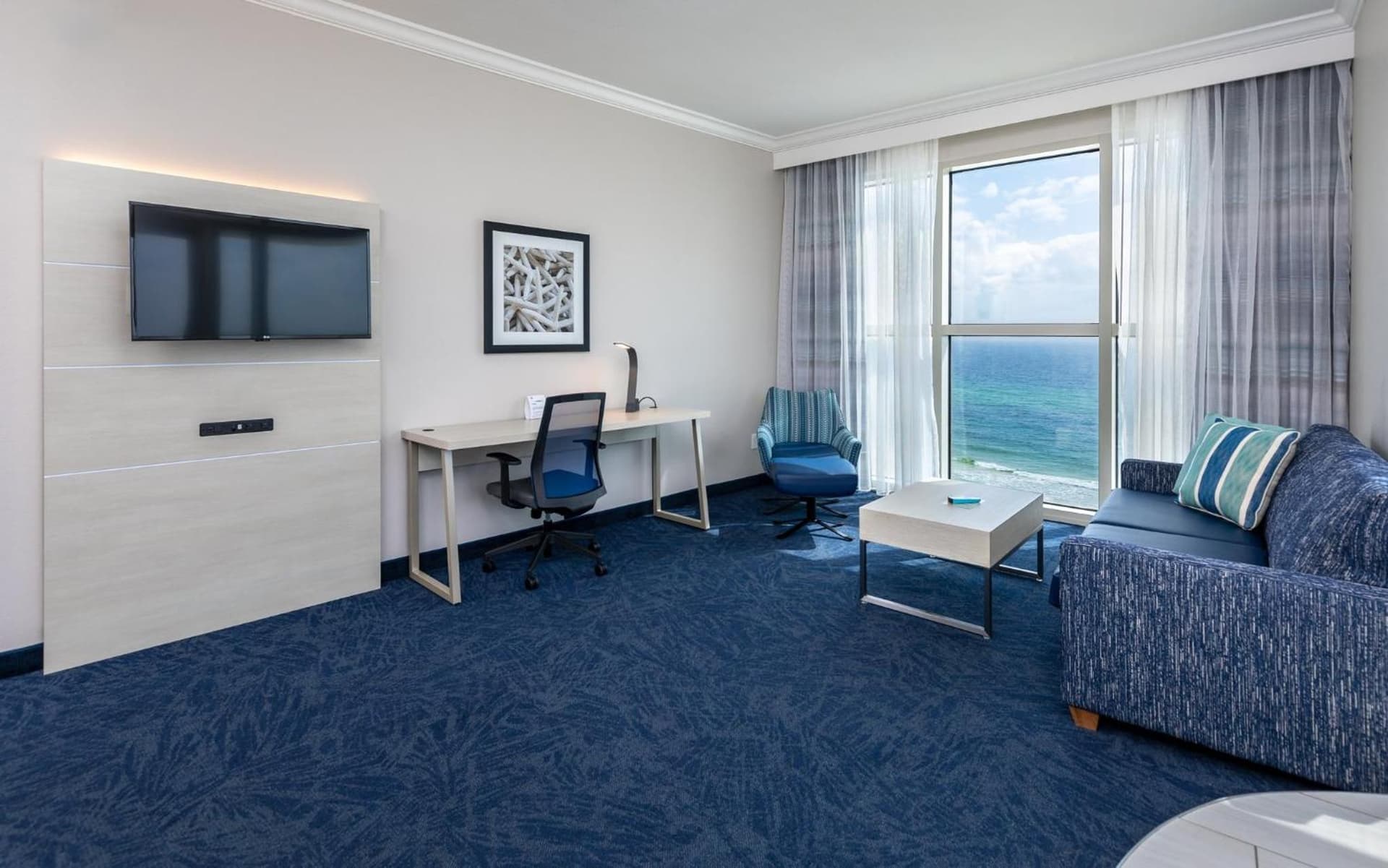Holiday Inn Express Pensacola Beach by IHG gallery photo in Pensacola Beach, FL — image 20