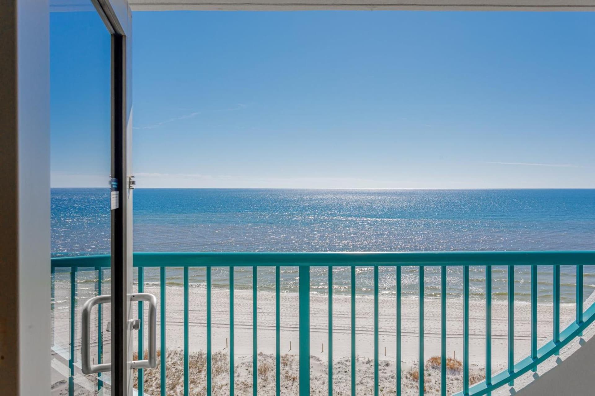 Holiday Inn Express Pensacola Beach by IHG gallery photo in Pensacola Beach, FL — image 14