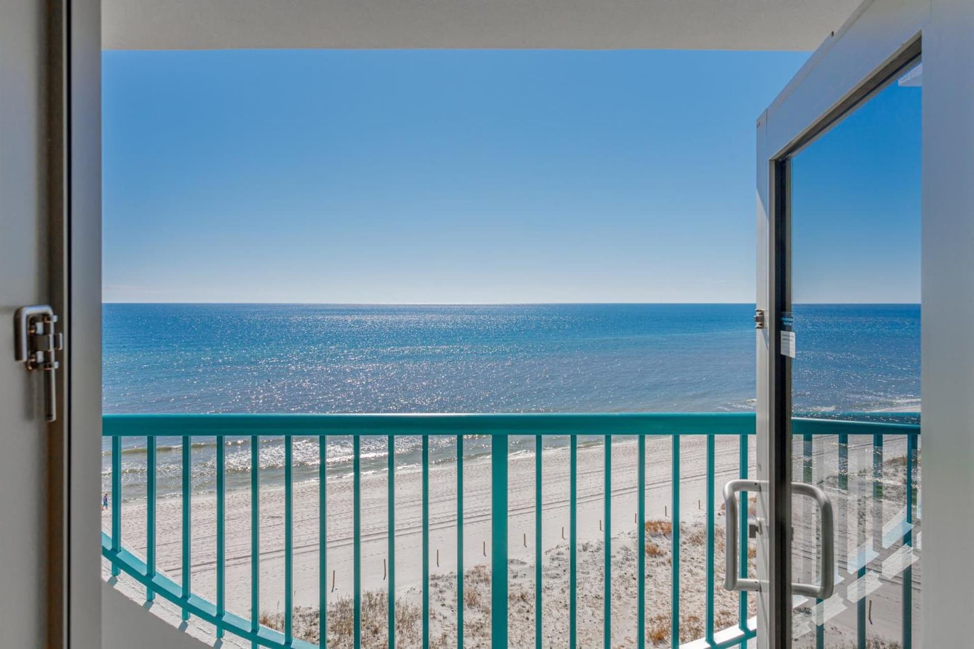 Holiday Inn Express Pensacola Beach by IHG gallery photo in Pensacola Beach, FL — image 93