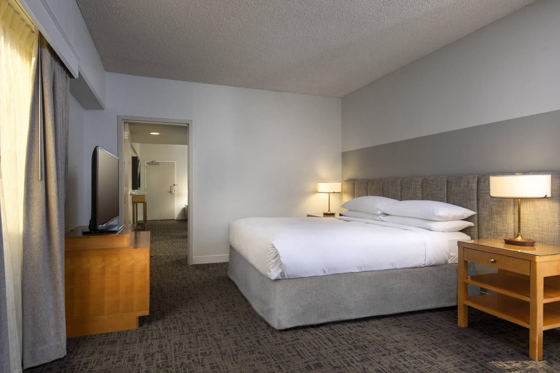 Renaissance Palm Springs Hotel gallery photo in Palm Springs, CA — image 95