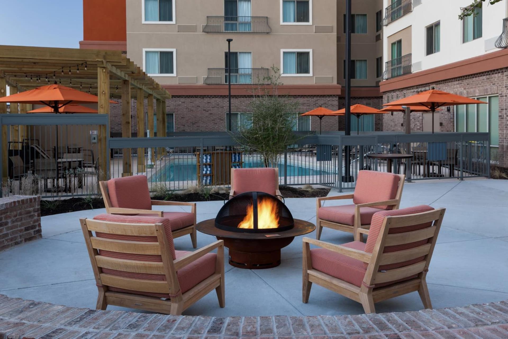 Courtyard by Marriott Fort Worth Historic Stockyards interior in Fort Worth, TX — gallery photo 2