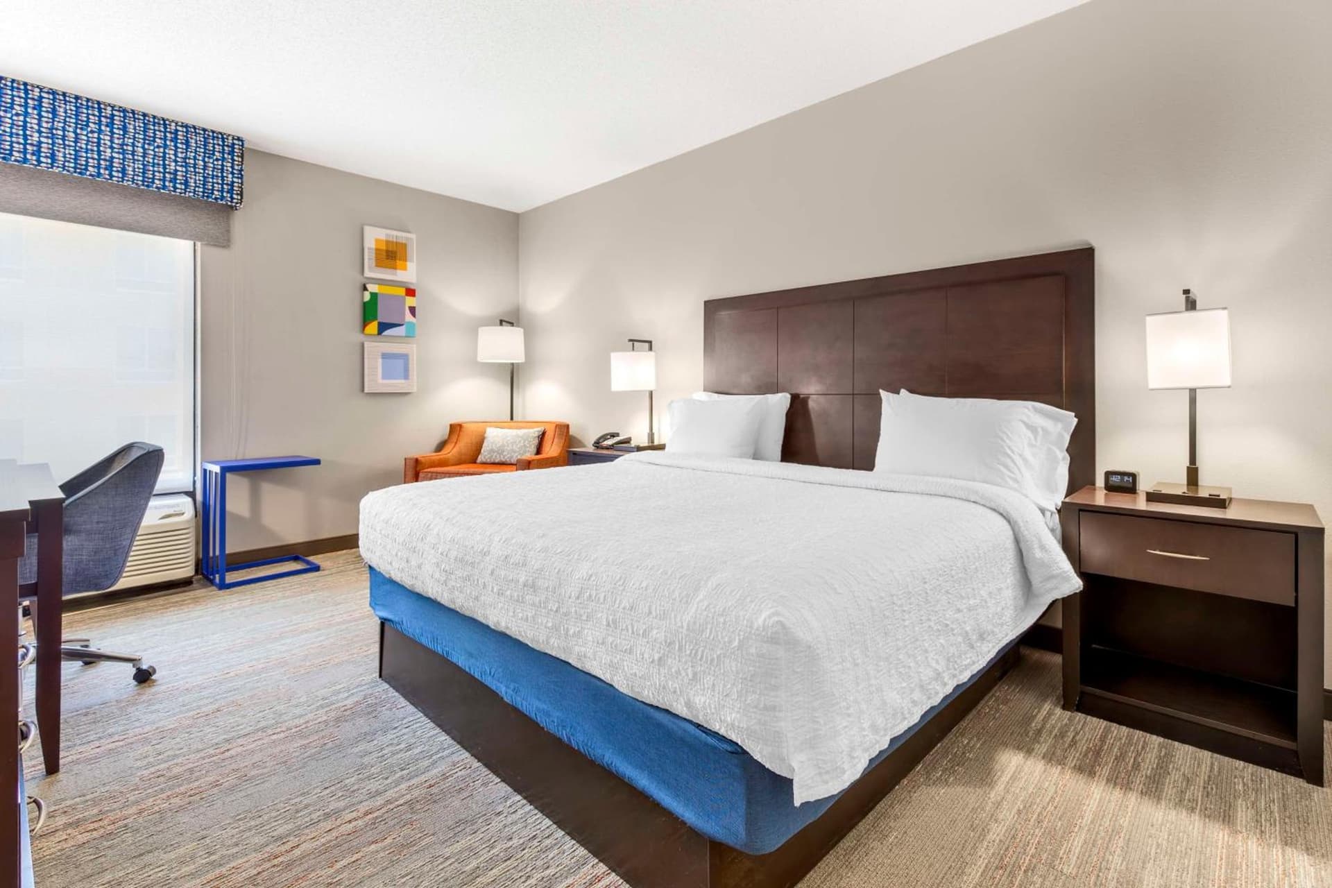 Hampton Inn Mebane interior in Mebane, NC — gallery photo 2