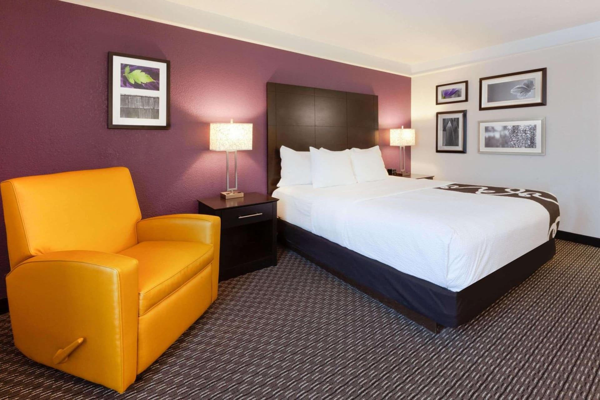 La Quinta by Wyndham Detroit Utica gallery photo in Utica, MI — image 14