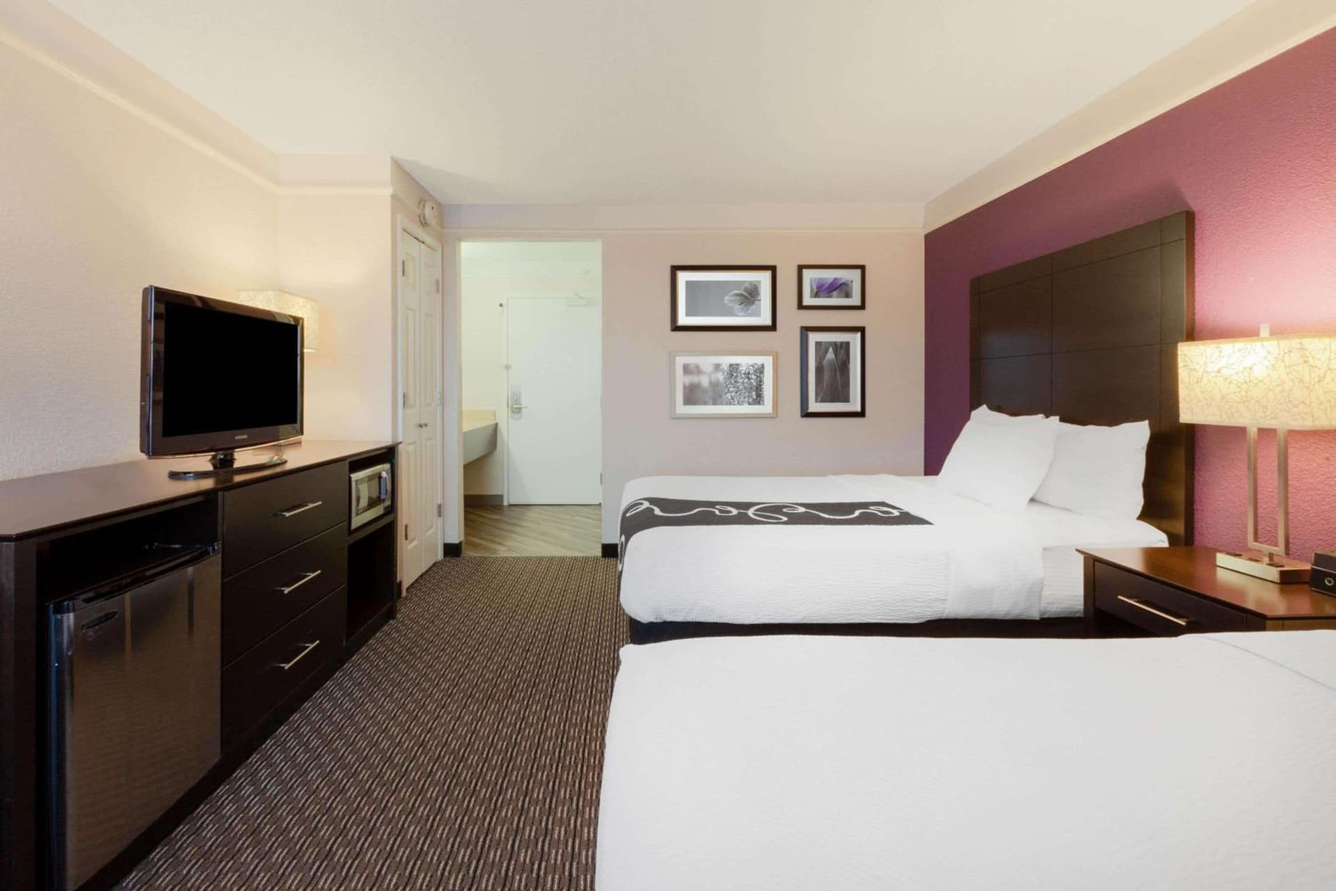 La Quinta by Wyndham Detroit Utica gallery photo in Utica, MI — image 25
