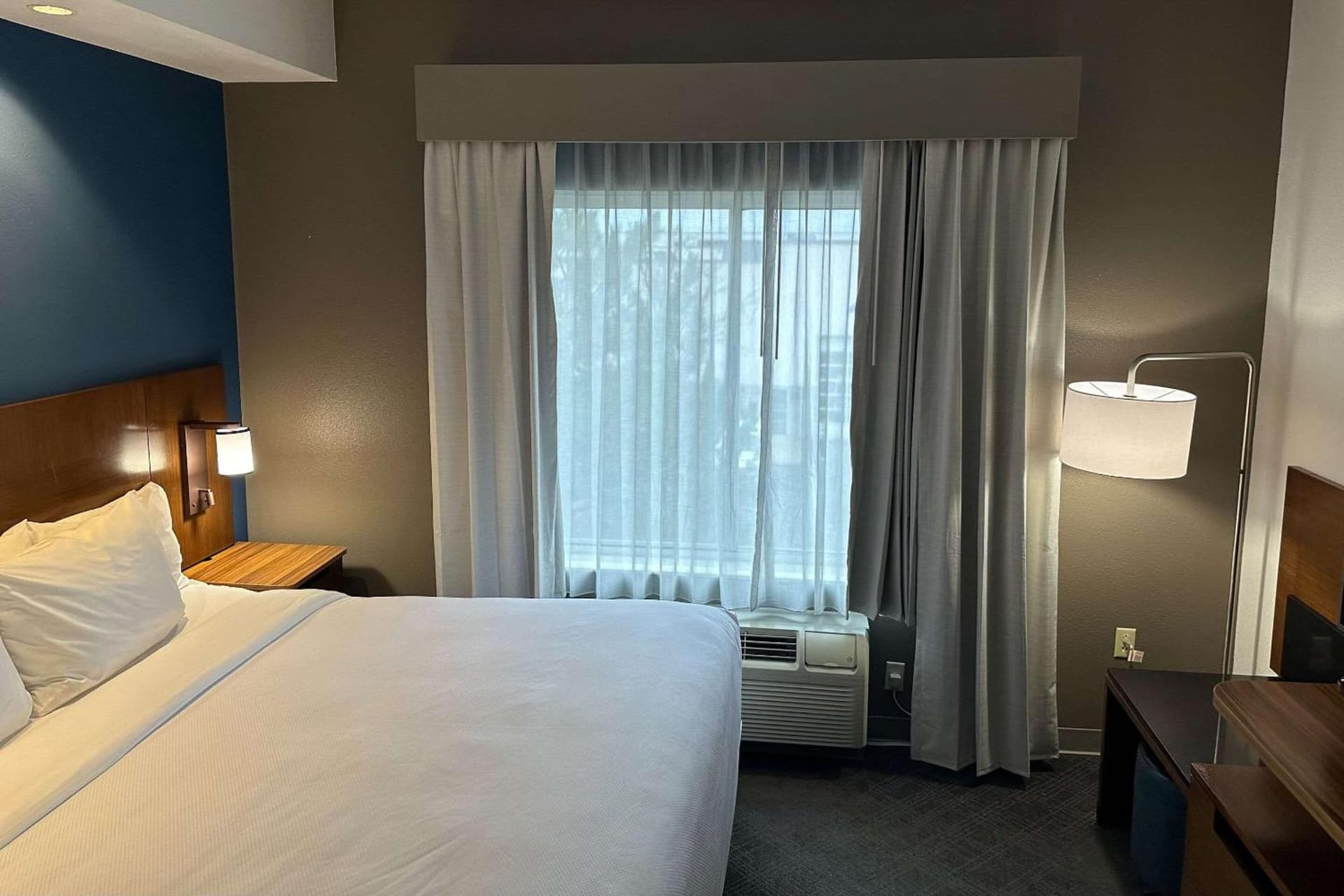 Comfort Inn & Suites Akron South gallery photo in Akron, OH — image 18