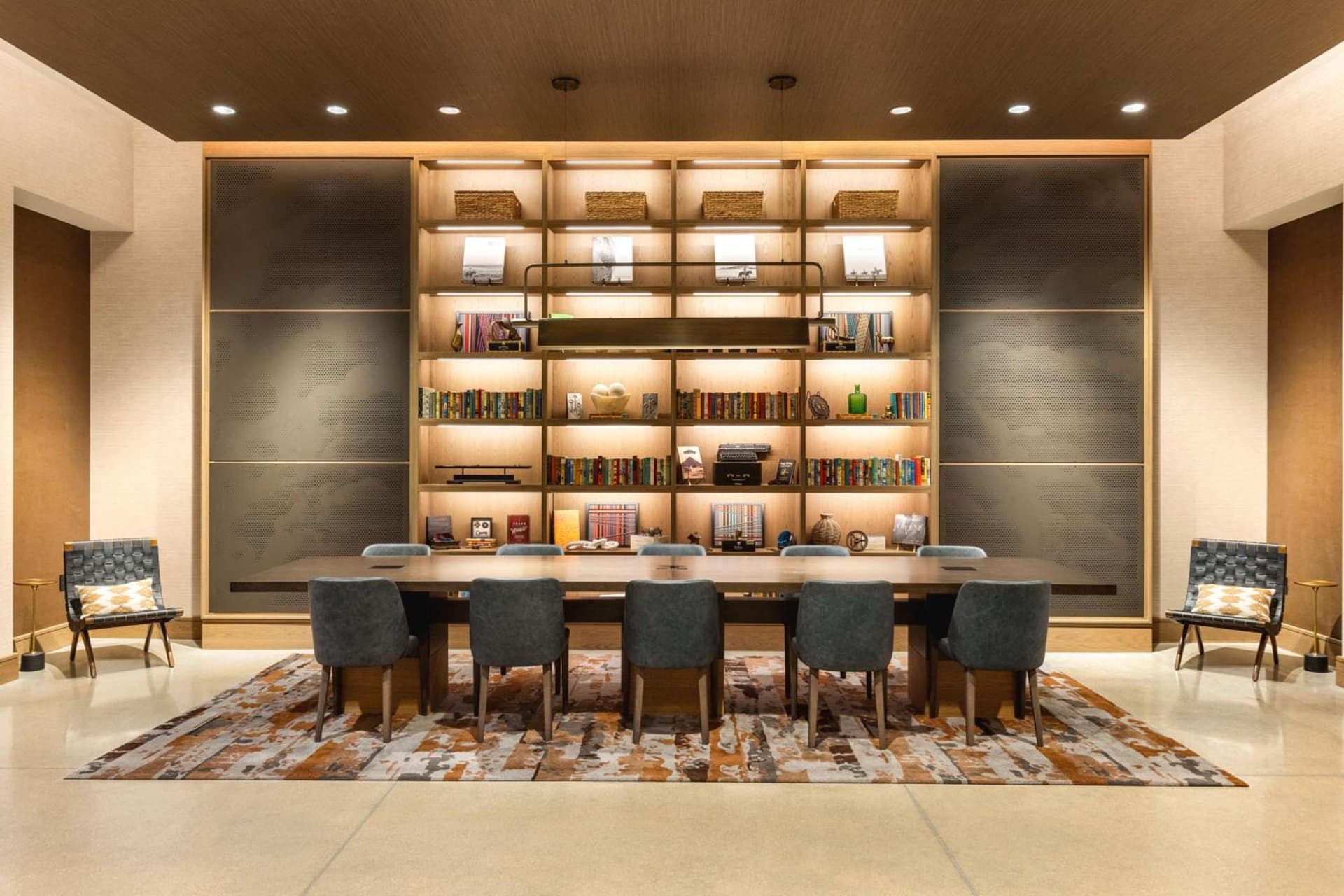 Doubletree By Hilton Abilene Downtown Convention Center gallery photo in Abilene, TX — image 69