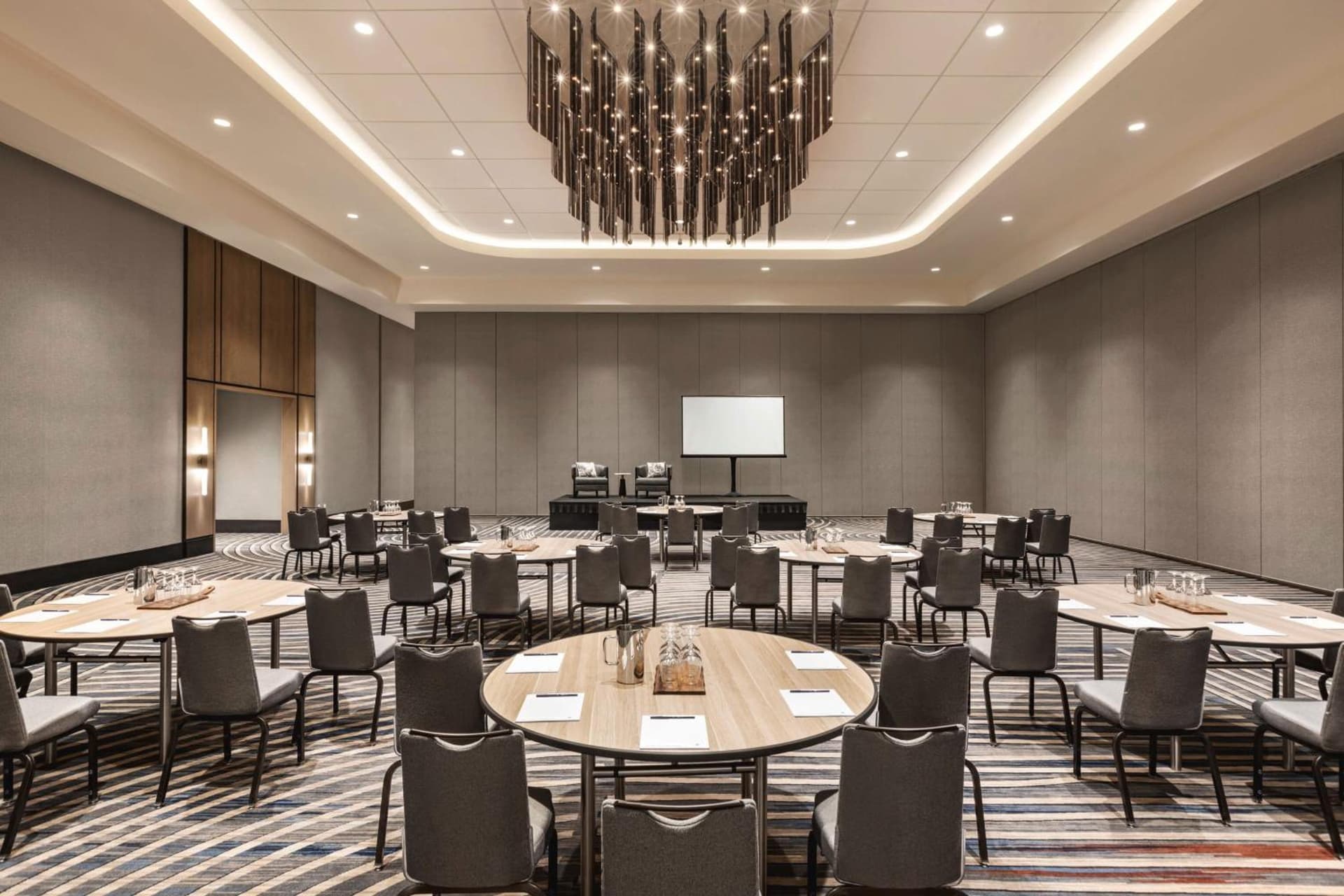 Doubletree By Hilton Abilene Downtown Convention Center gallery photo in Abilene, TX — image 121