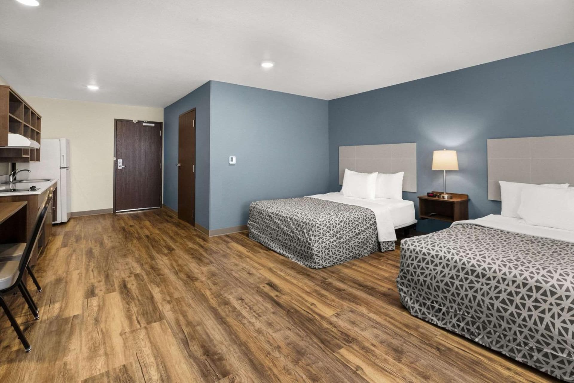 WoodSpring Suites Bowling Green I-65 gallery photo in Bowling Green, KY — image 14