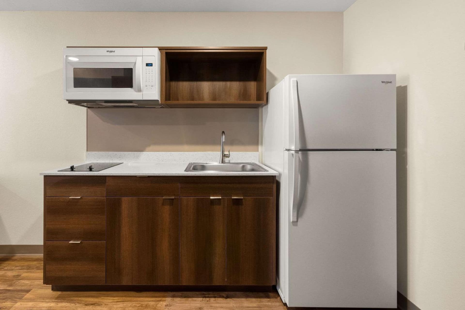 WoodSpring Suites Bowling Green I-65 interior in Bowling Green, KY — gallery photo 2