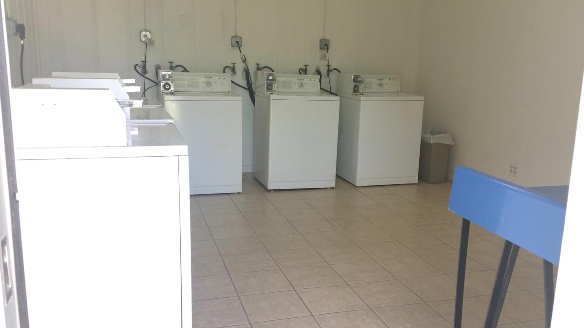 Days Inn & Suites by Wyndham Fort Pierce Midtown gallery photo in Fort Pierce, FL — image 26