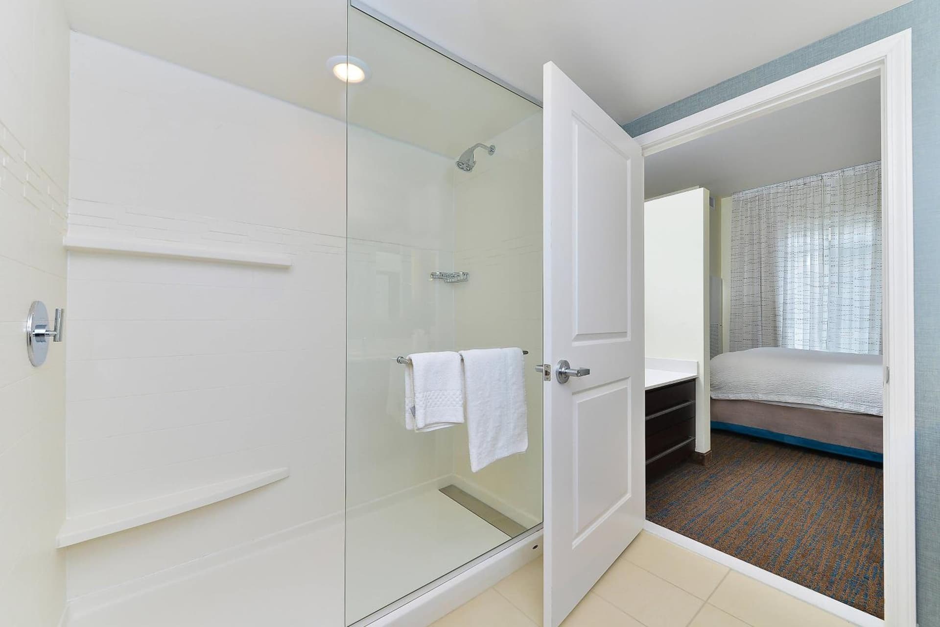 Residence Inn by Marriott Champaign gallery photo in Champaign, IL — image 9