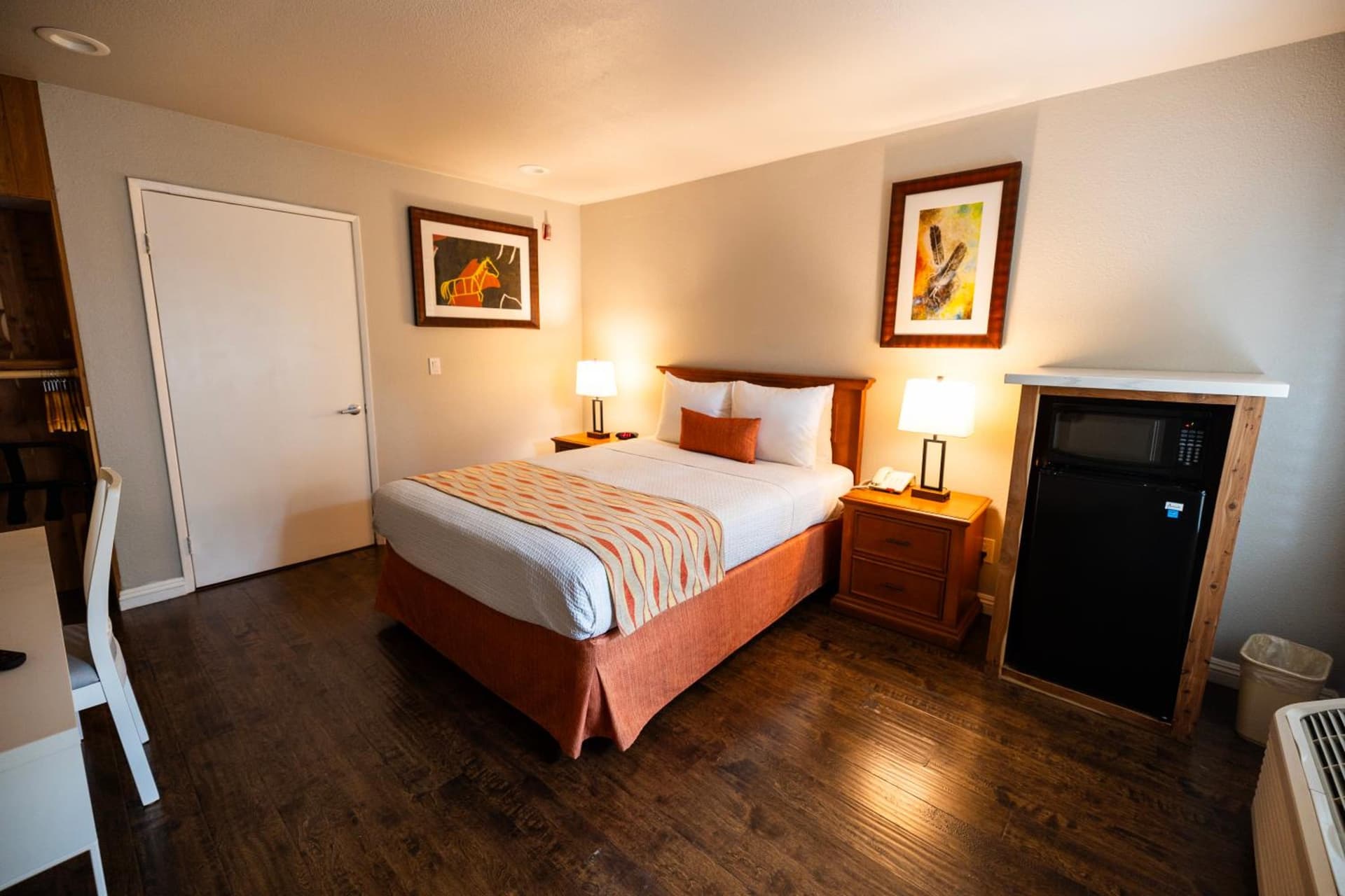 Alamo Inn and Suites - Convention Center gallery photo in Anaheim, CA — image 68