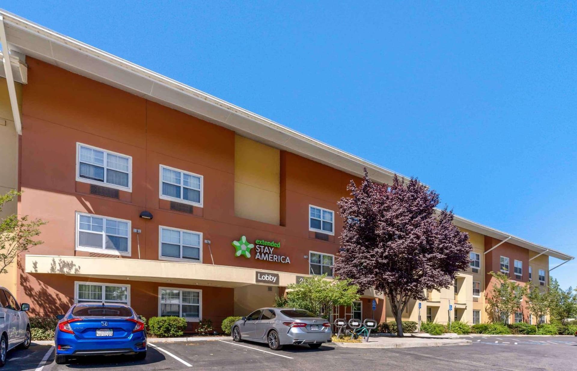 Extended Stay America Suites - San Jose - Santa Clara interior in San Jose, CA — gallery photo 2