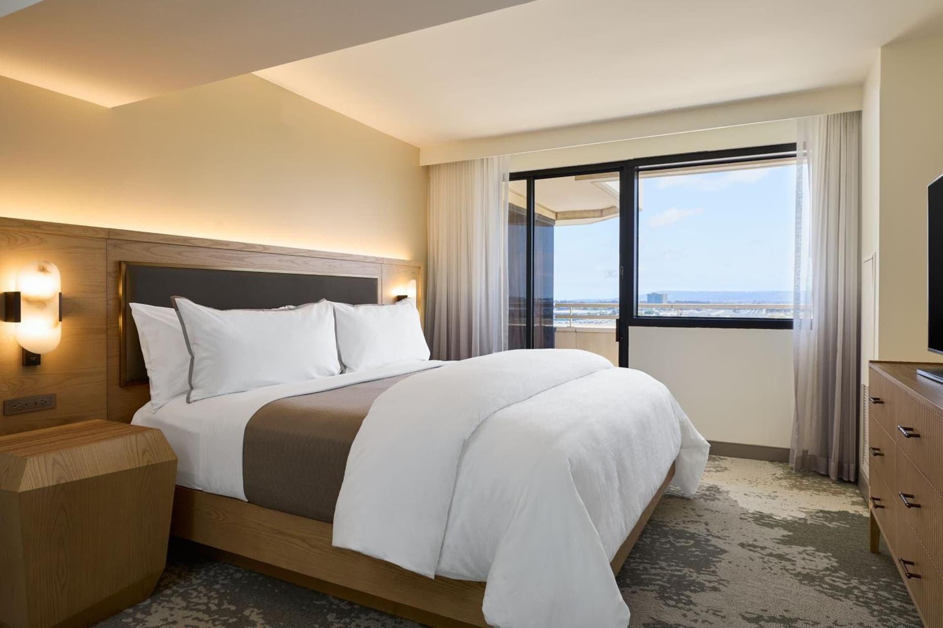 The Westin Los Angeles Airport gallery photo in Los Angeles, CA — image 88