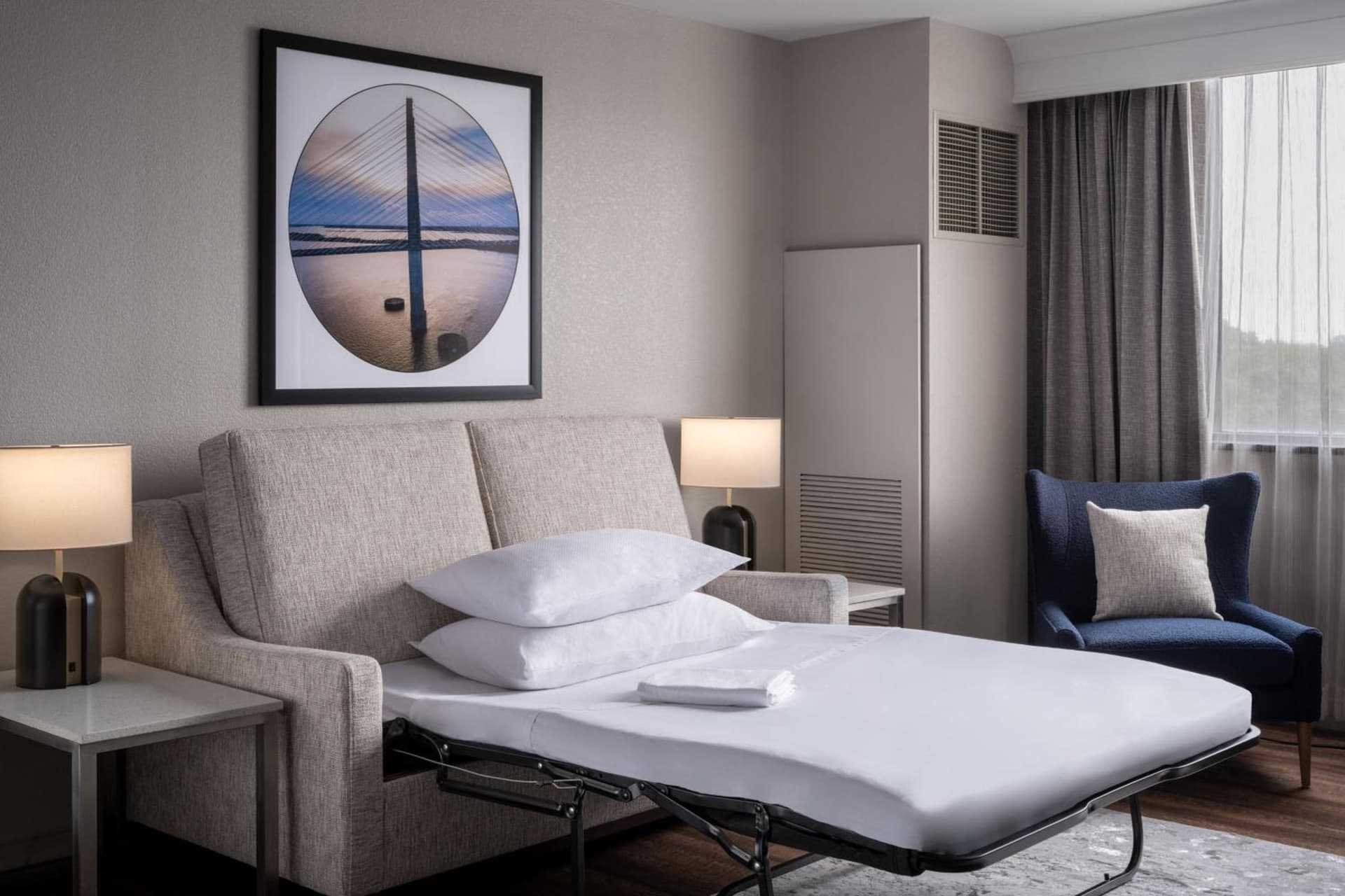 Delta Hotels by Marriott Jacksonville Deerwood gallery photo in Jacksonville, FL — image 58