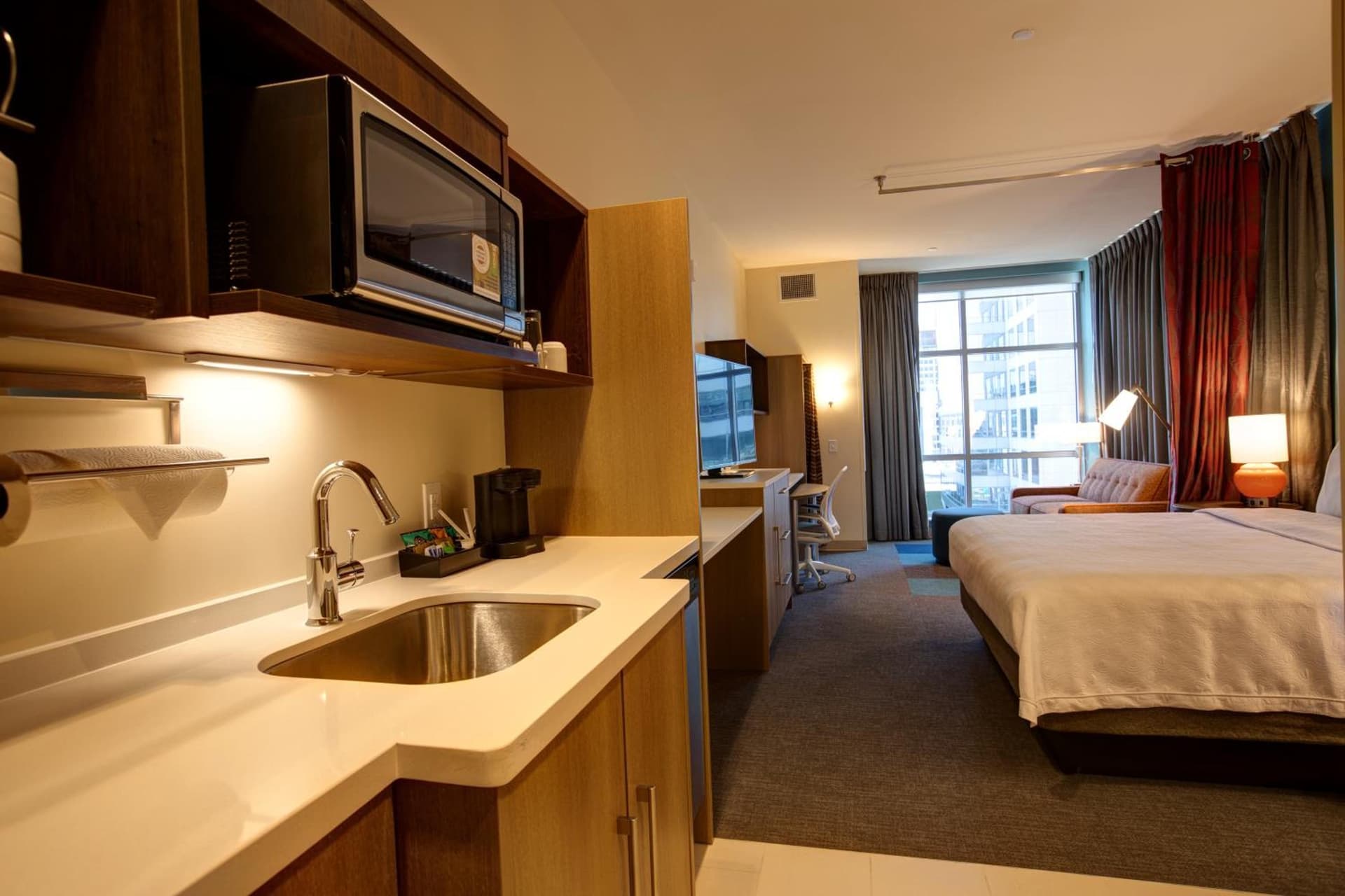 Home2 Suites By Hilton Charlotte Uptown gallery photo in Charlotte, NC — image 9