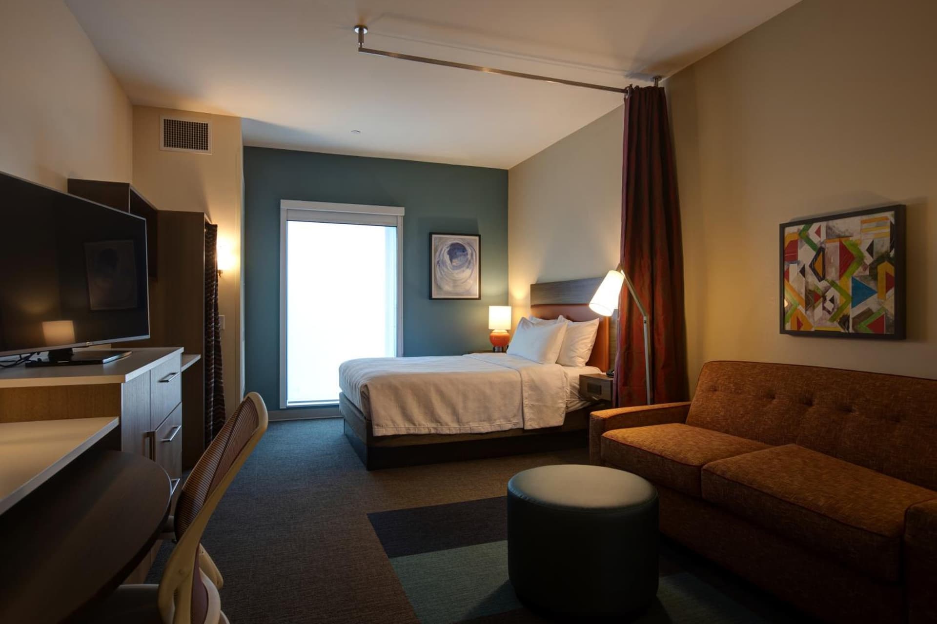 Home2 Suites By Hilton Charlotte Uptown gallery photo in Charlotte, NC — image 20