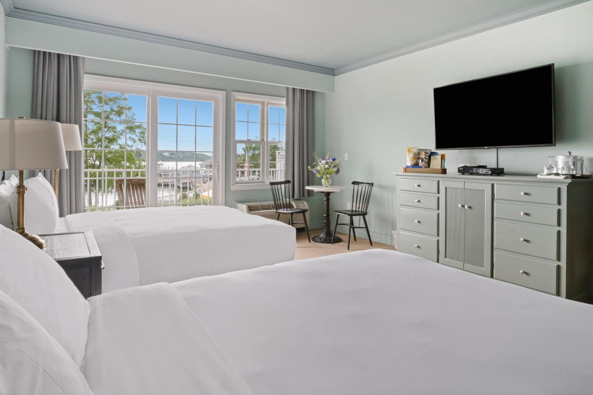 The Harbor Front Inn gallery photo in Greenport, NY — image 93