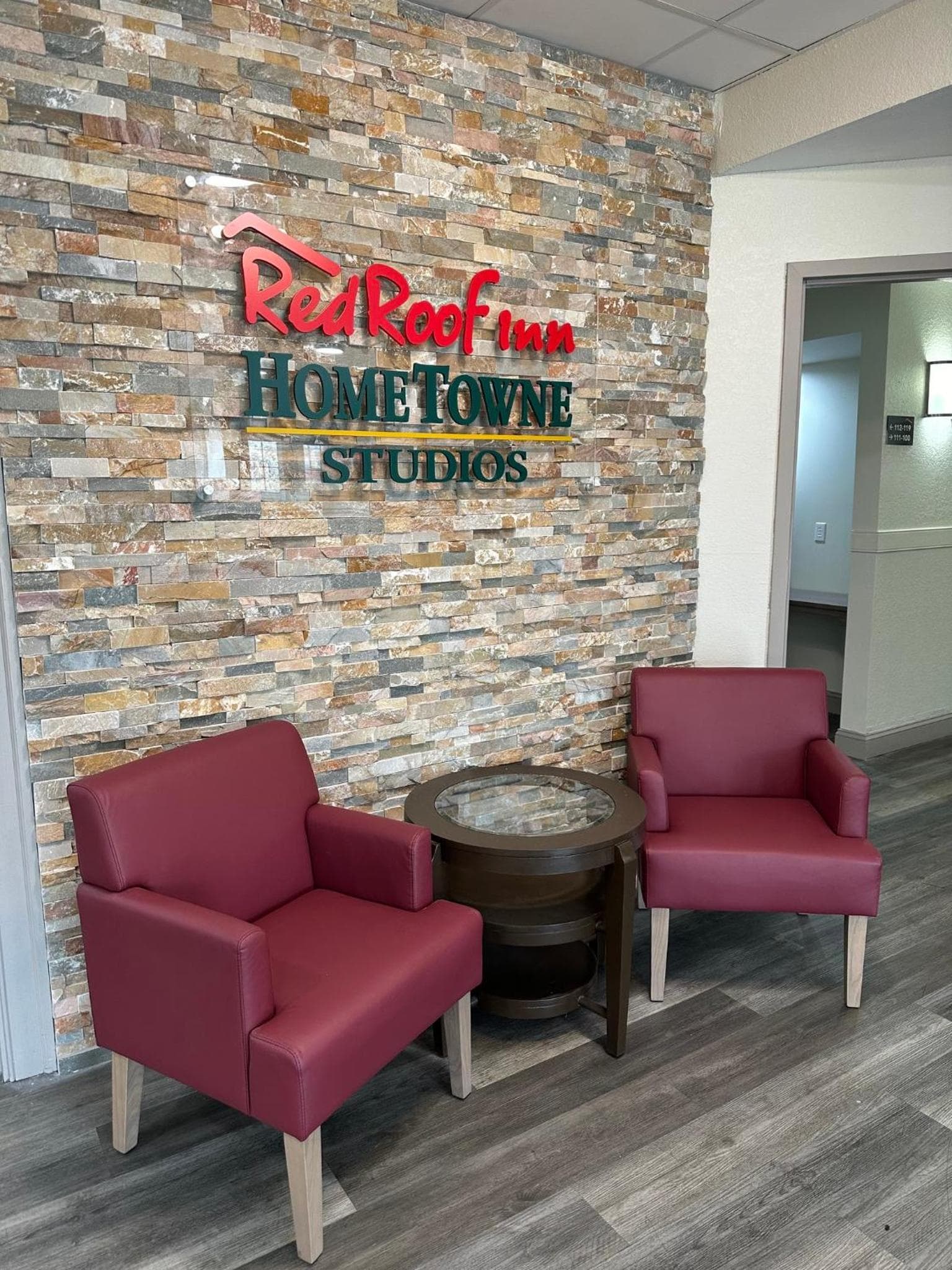 Red Roof Inn Richmond, VA - W Broad St gallery photo in Richmond, VA — image 14