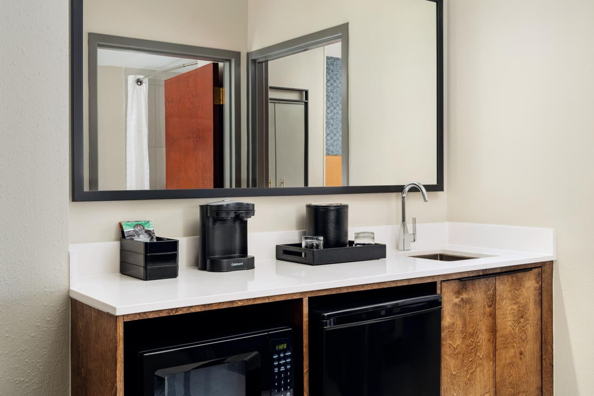 Embassy Suites Lincoln gallery photo in Lincoln, NE — image 36
