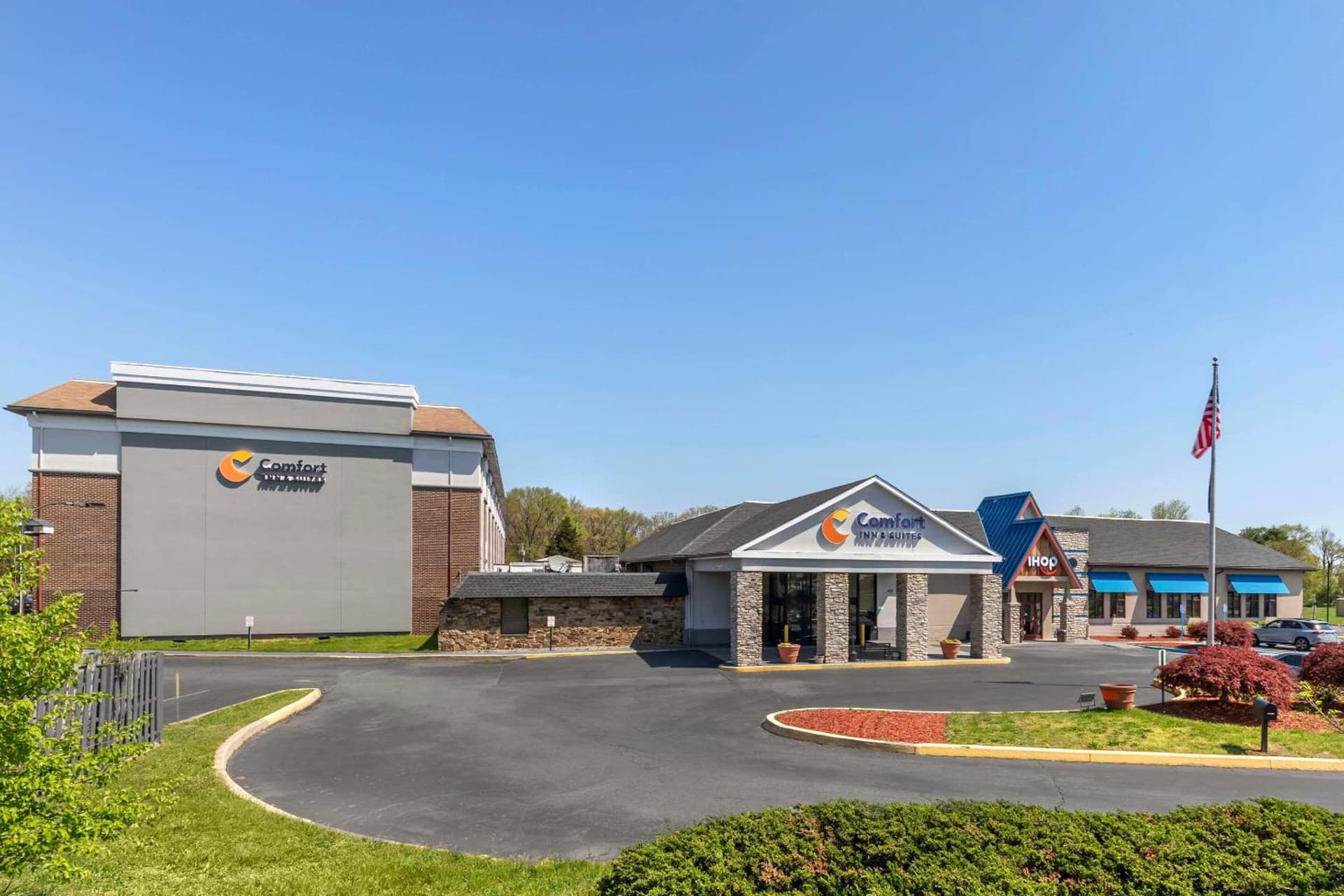 Comfort Inn & Suites Aberdeen property views in Aberdeen, MD — gallery photo 3