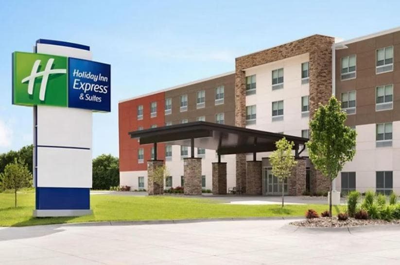 Holiday Inn Express & Suites Austin Airport East by IHG property views in Austin, TX — gallery photo 3