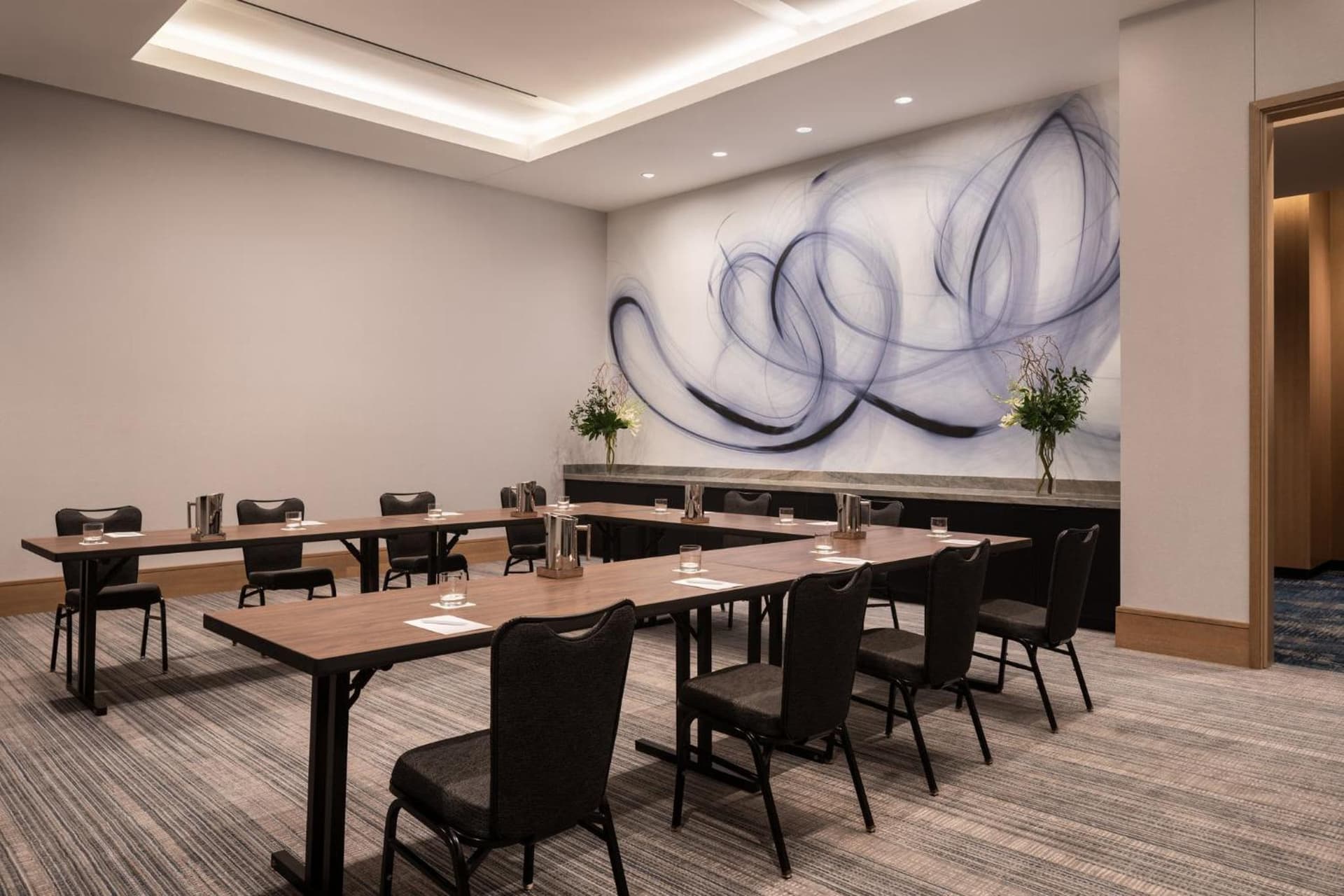 Loews Arlington Hotel gallery photo in Arlington, TX — image 84