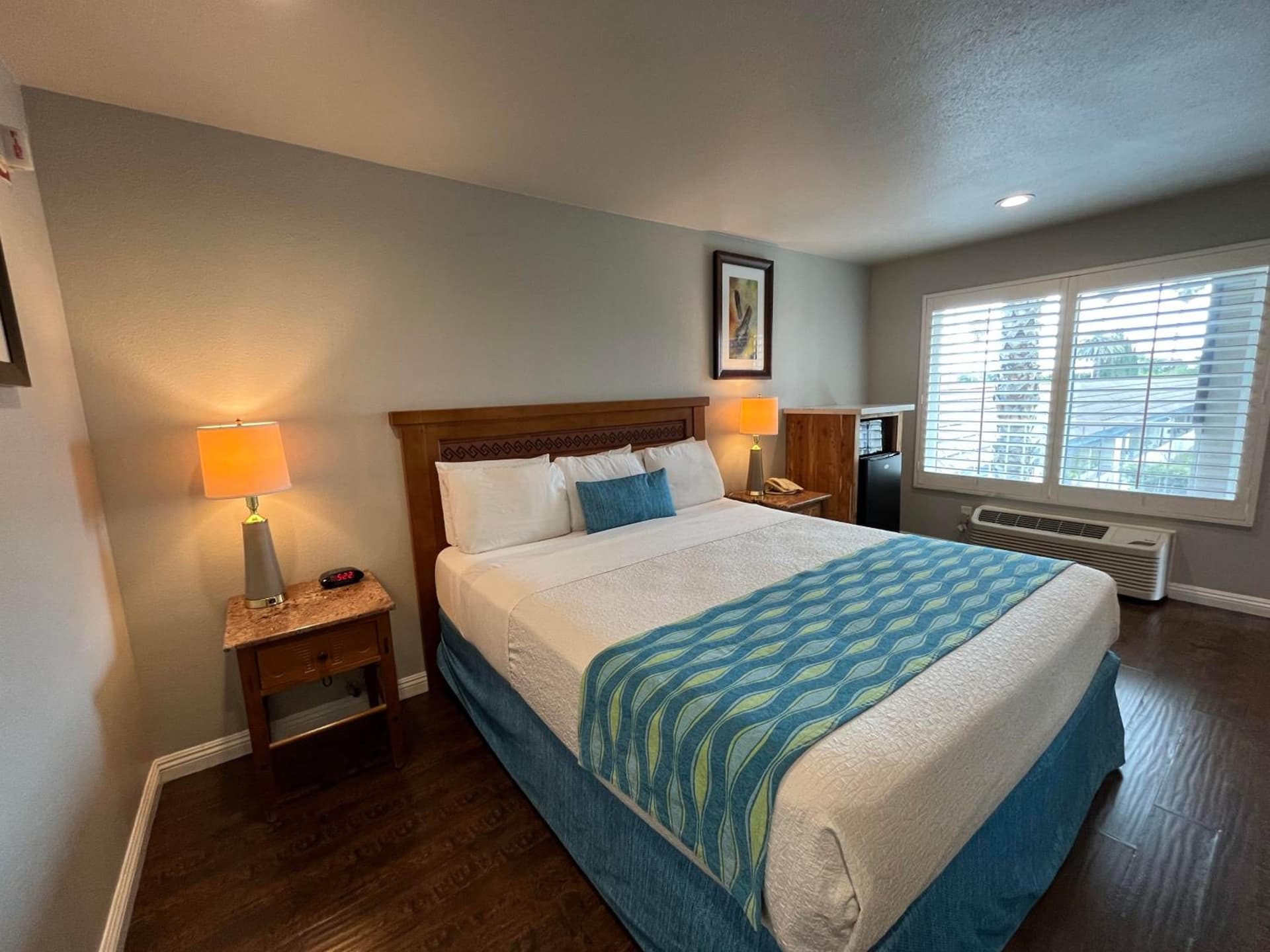 Alamo Inn and Suites - Convention Center gallery photo in Anaheim, CA — image 12
