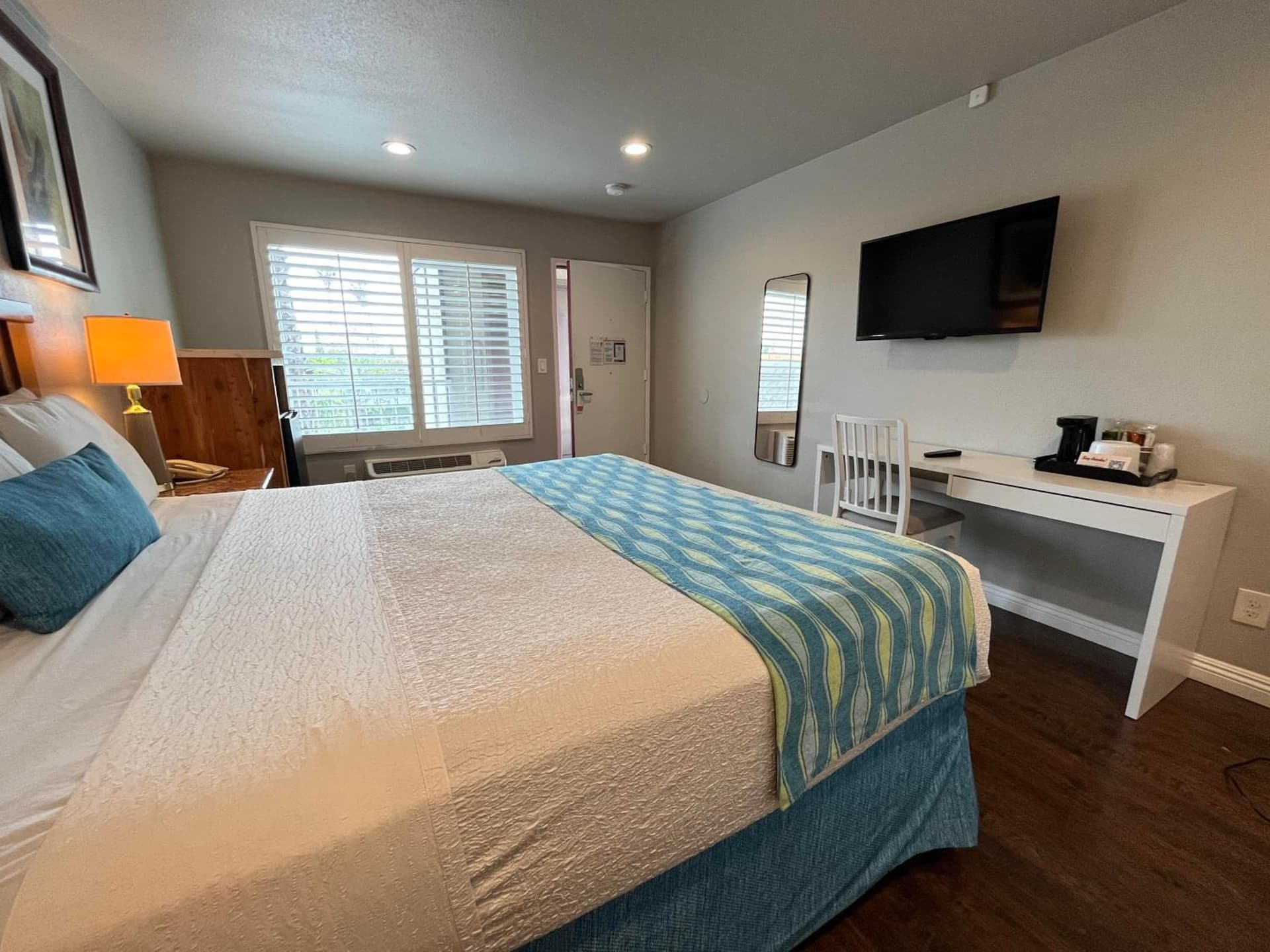 Alamo Inn and Suites - Convention Center gallery photo in Anaheim, CA — image 36