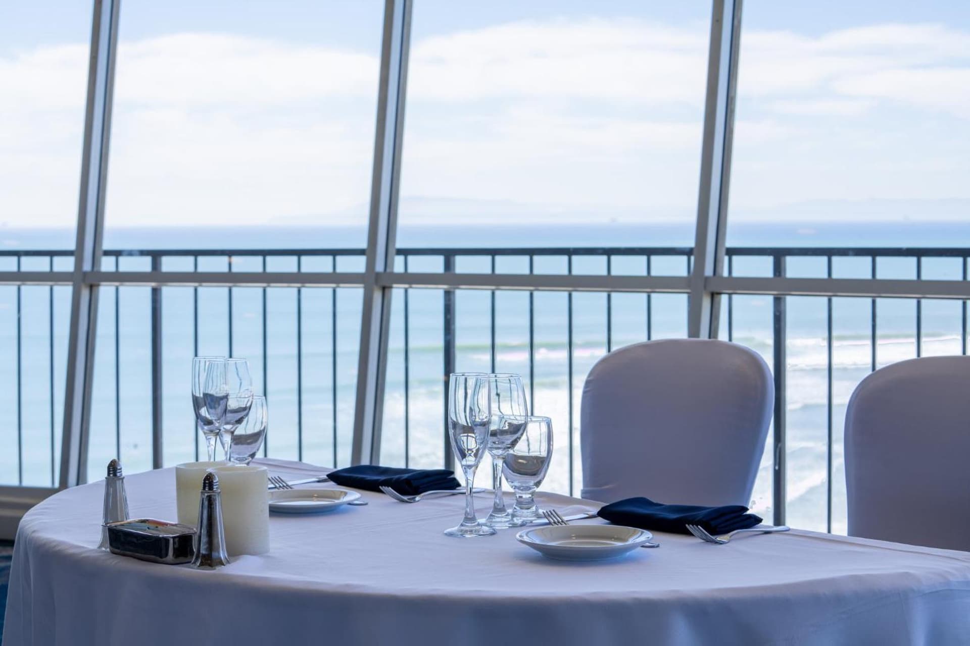 Crowne Plaza Ventura Beach by IHG property views in Ventura, CA — gallery photo 3