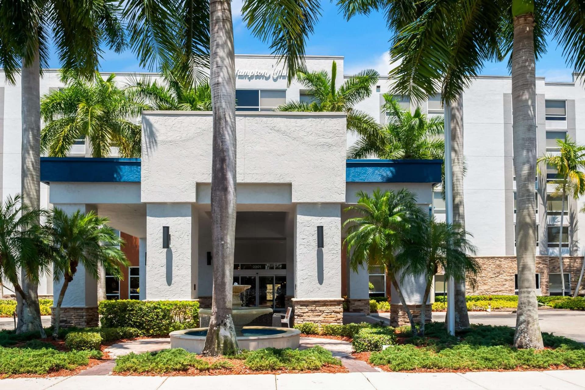 Hampton Inn Weston Fort Lauderdale property views in Weston, FL — gallery photo 3