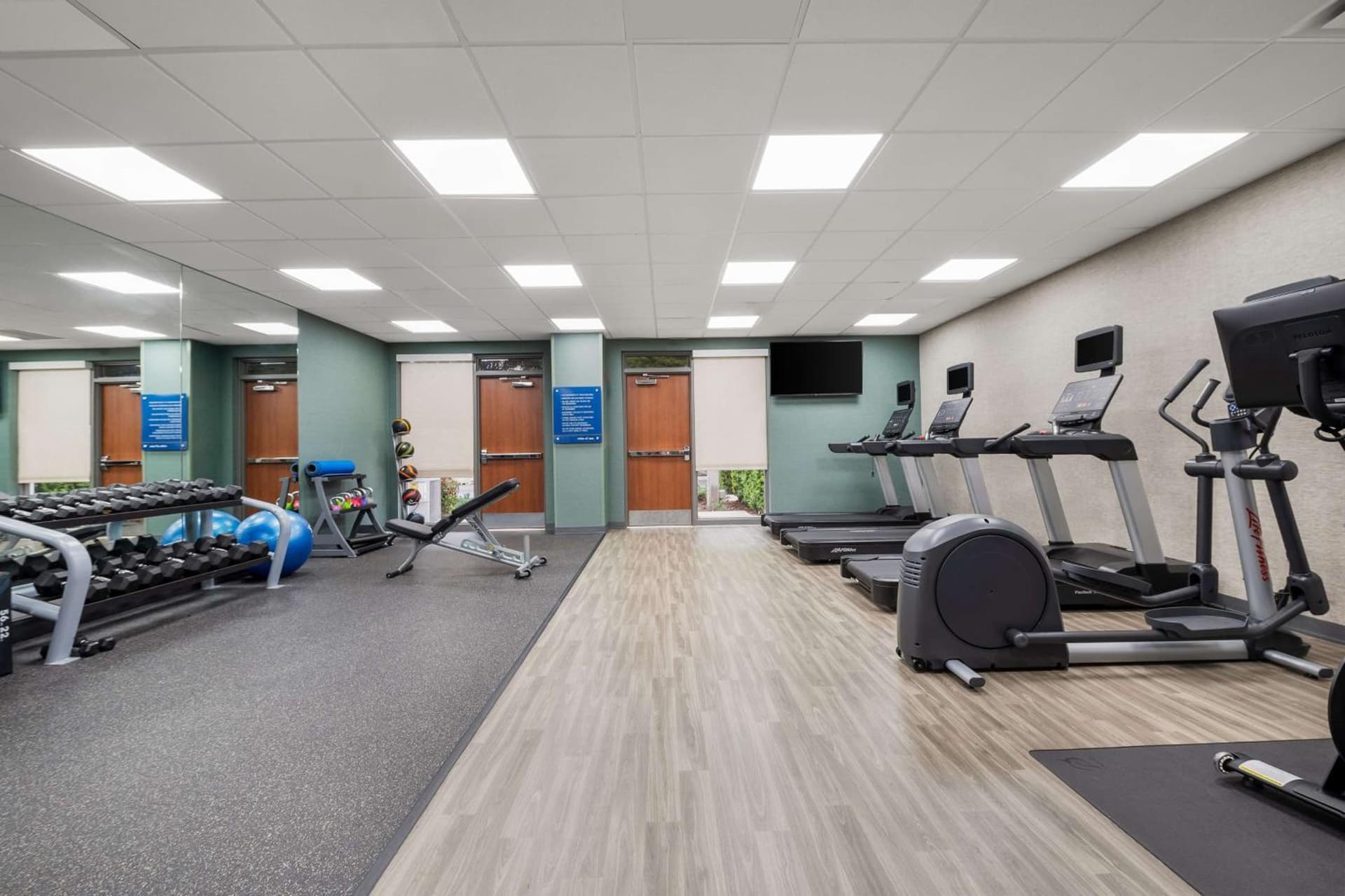 Hampton Inn & Suites Dallas Downtown property photo 33 of 33 in Dallas, Texas