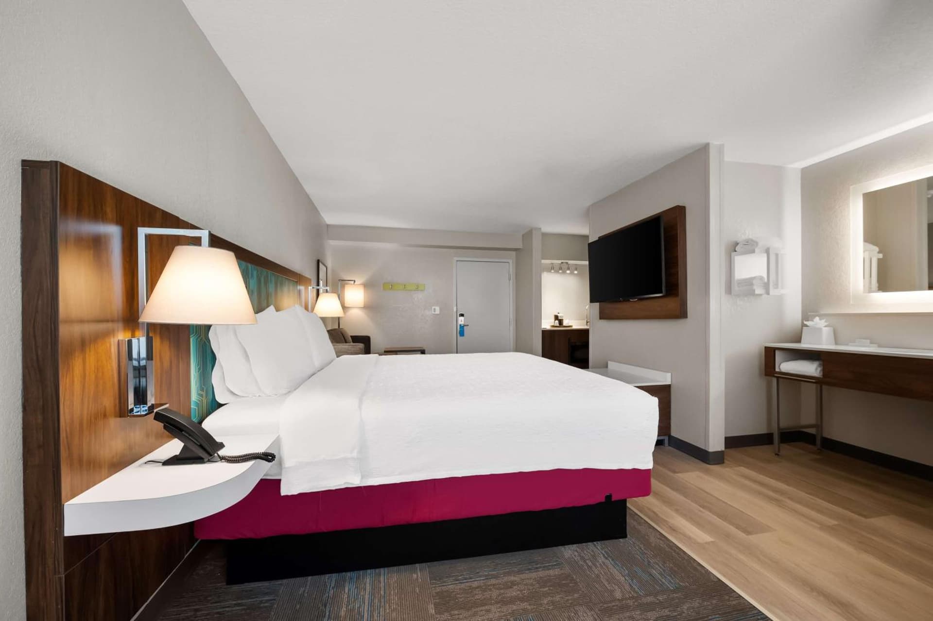 Hampton Inn & Suites Dallas Downtown property photo 11 of 33 in Dallas, Texas